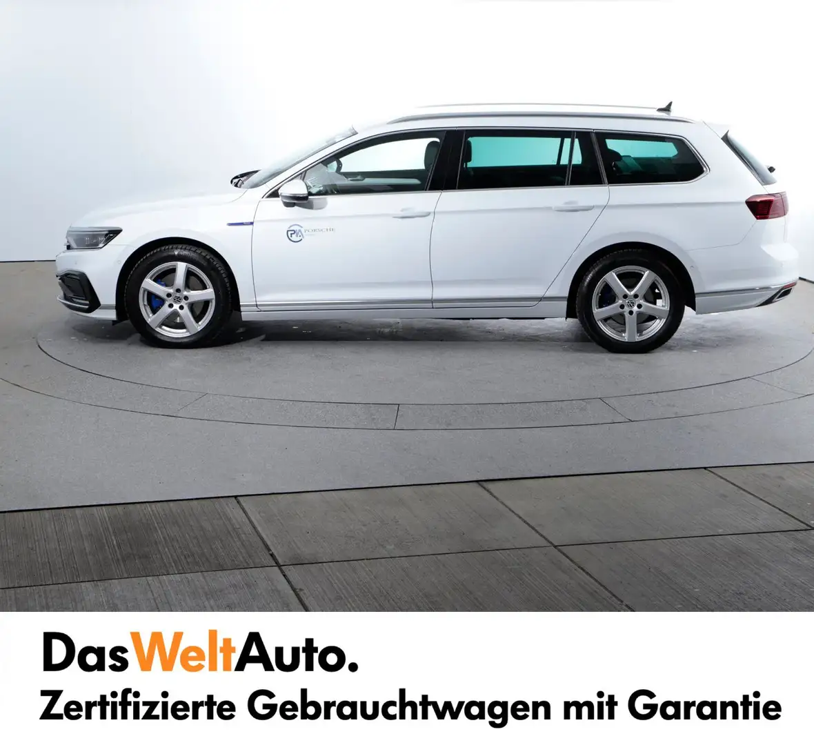 Volkswagen Passat Variant GTE Weiß - 2