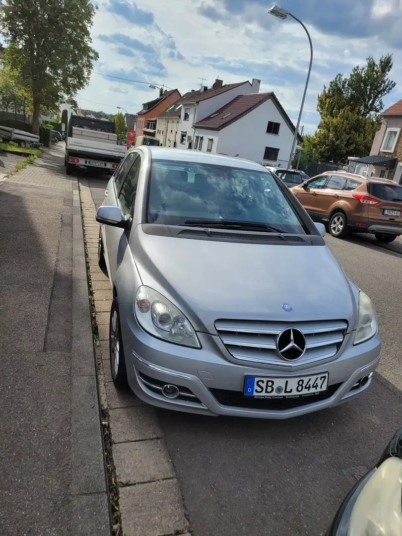 Mercedes-Benz B 170 BlueEFFICIENCY - 1