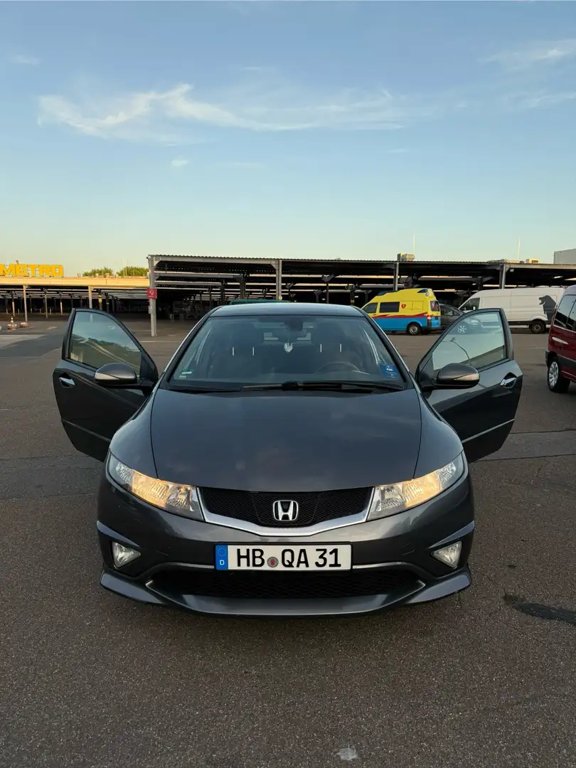 Honda Civic 1.4 i-VTEC Type S siva - 1