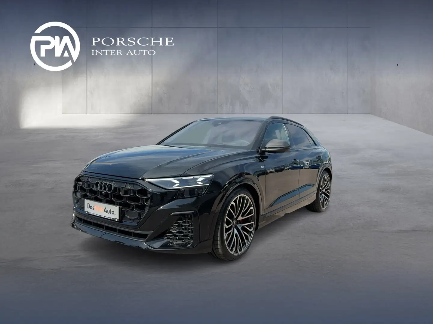 Audi Q8 TFSI e quattro 360 kW Schwarz - 1