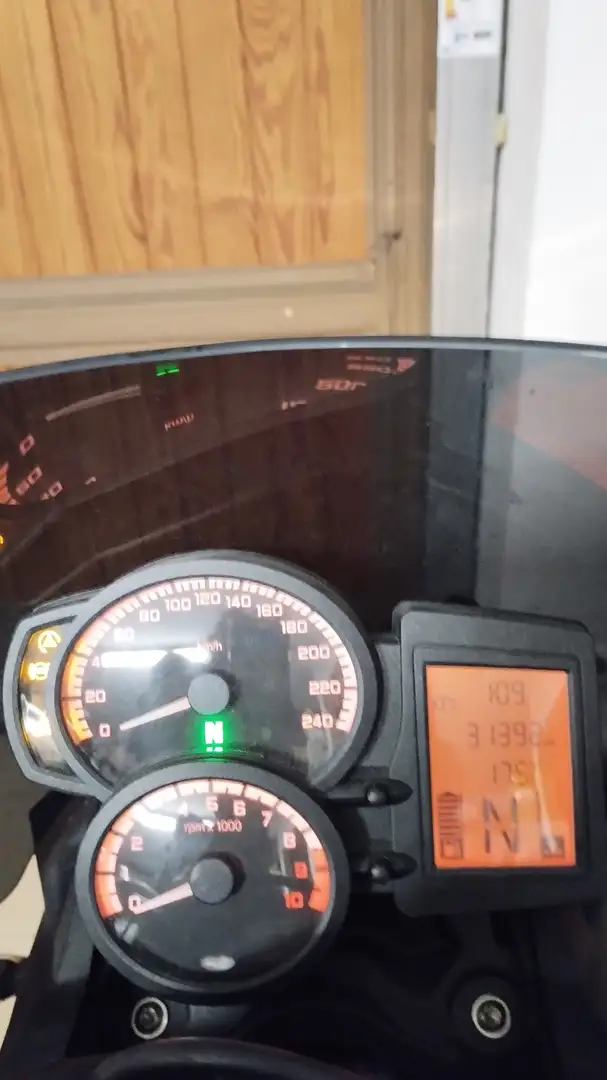 BMW F 800 R ABS Белый - 2