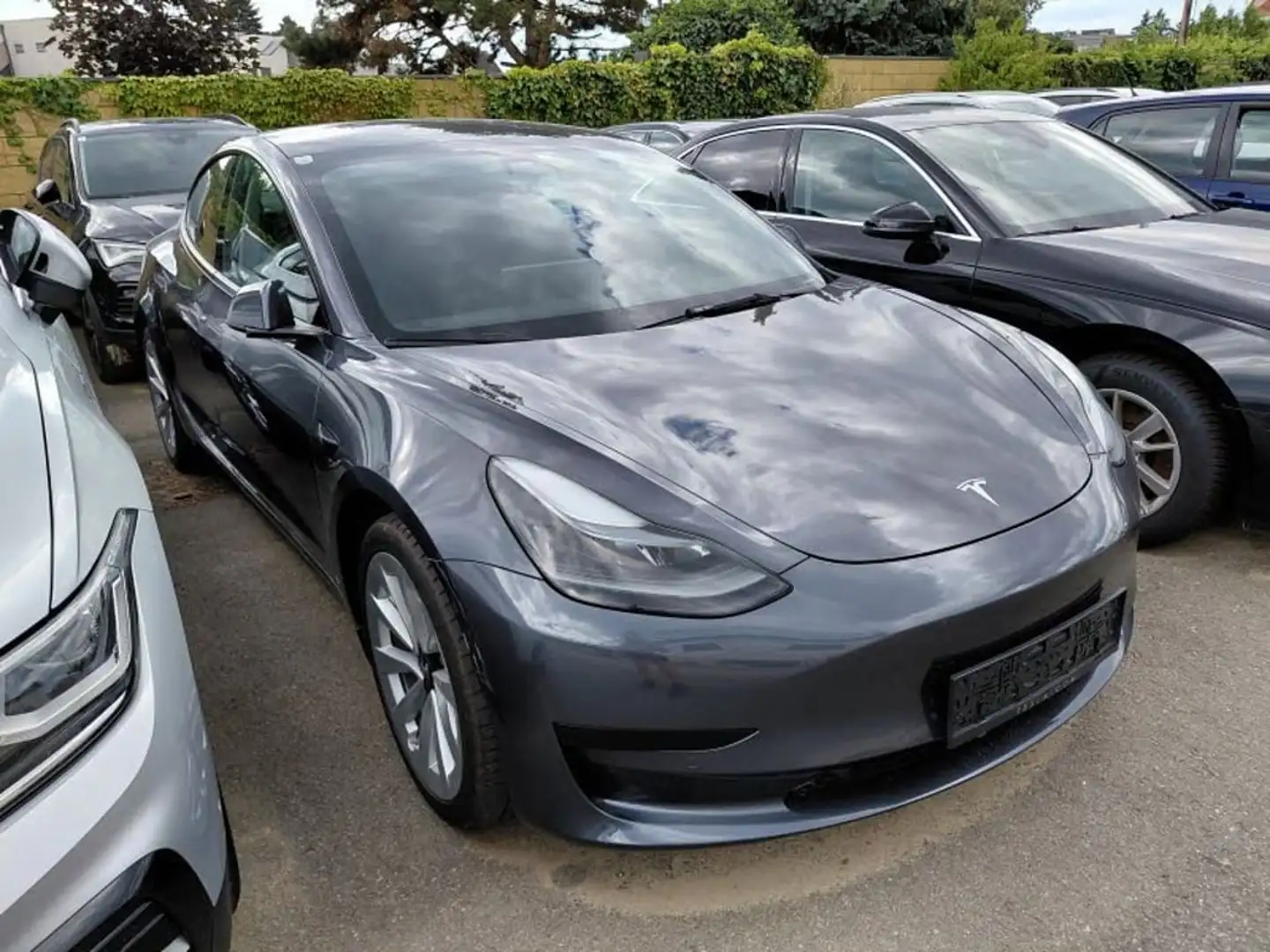 Tesla Model 3 Standard Range RWD Plus 57,5kWh Schwarz - 2