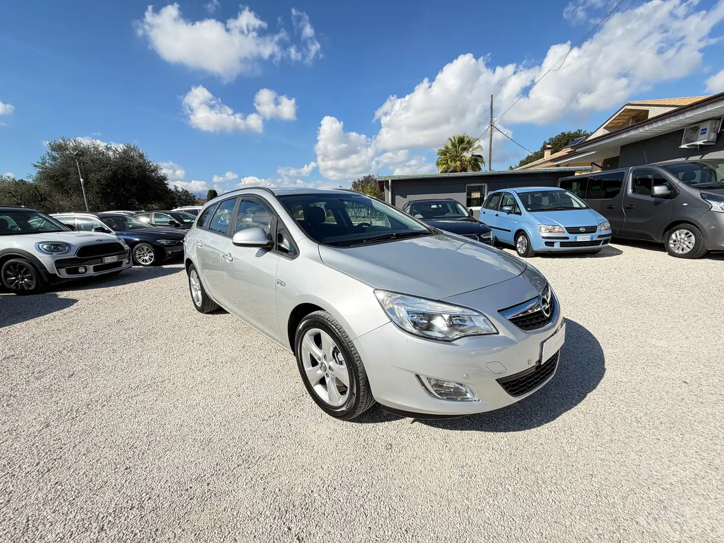 Opel Astra 1.7 CDTI 110cv Sports Tourer 91.468km unico propri Argento - 2