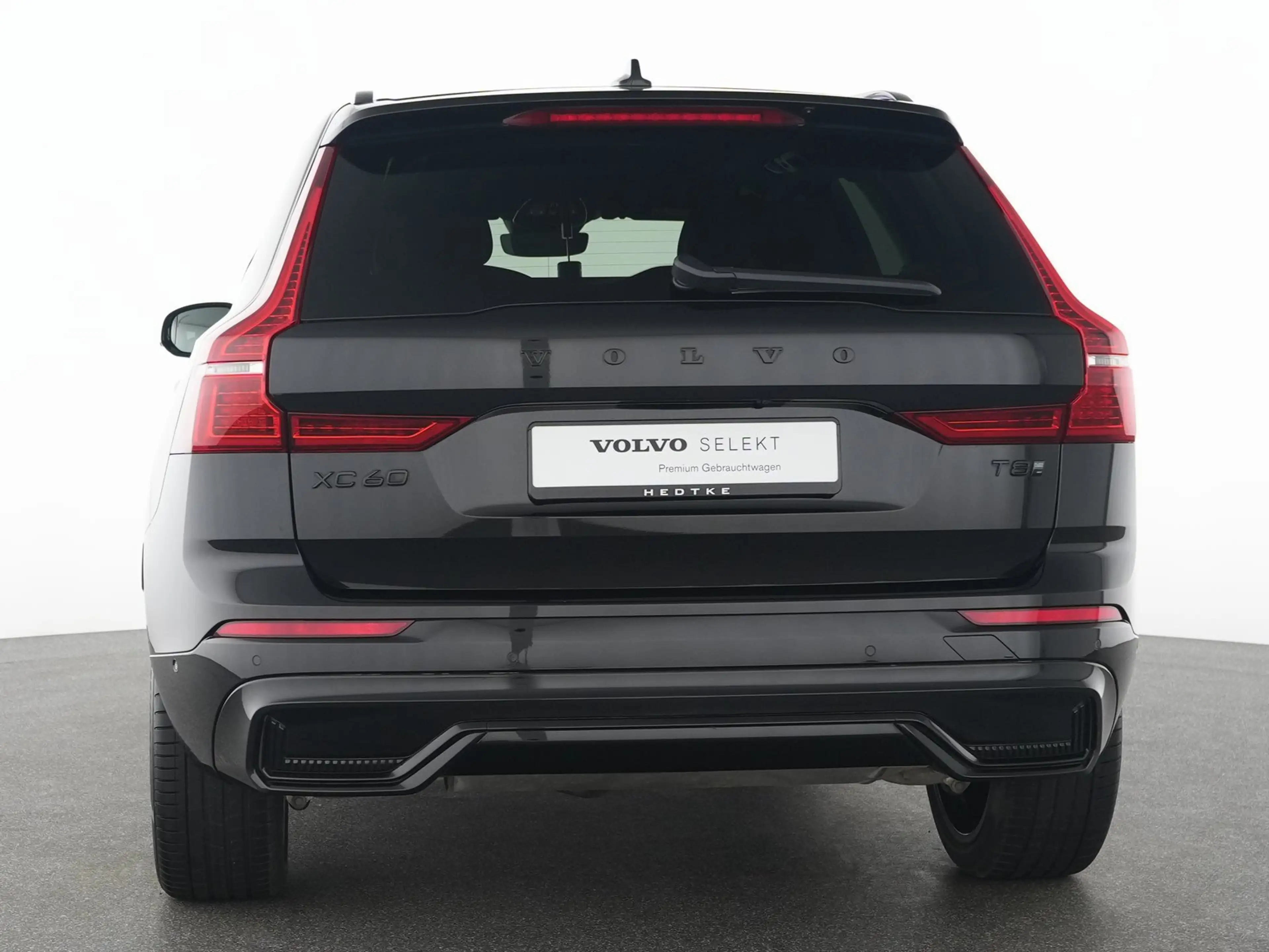 Volvo XC60 T8 AWD Plus Black Edition AHK*360°H&K*STHZ — photo 13