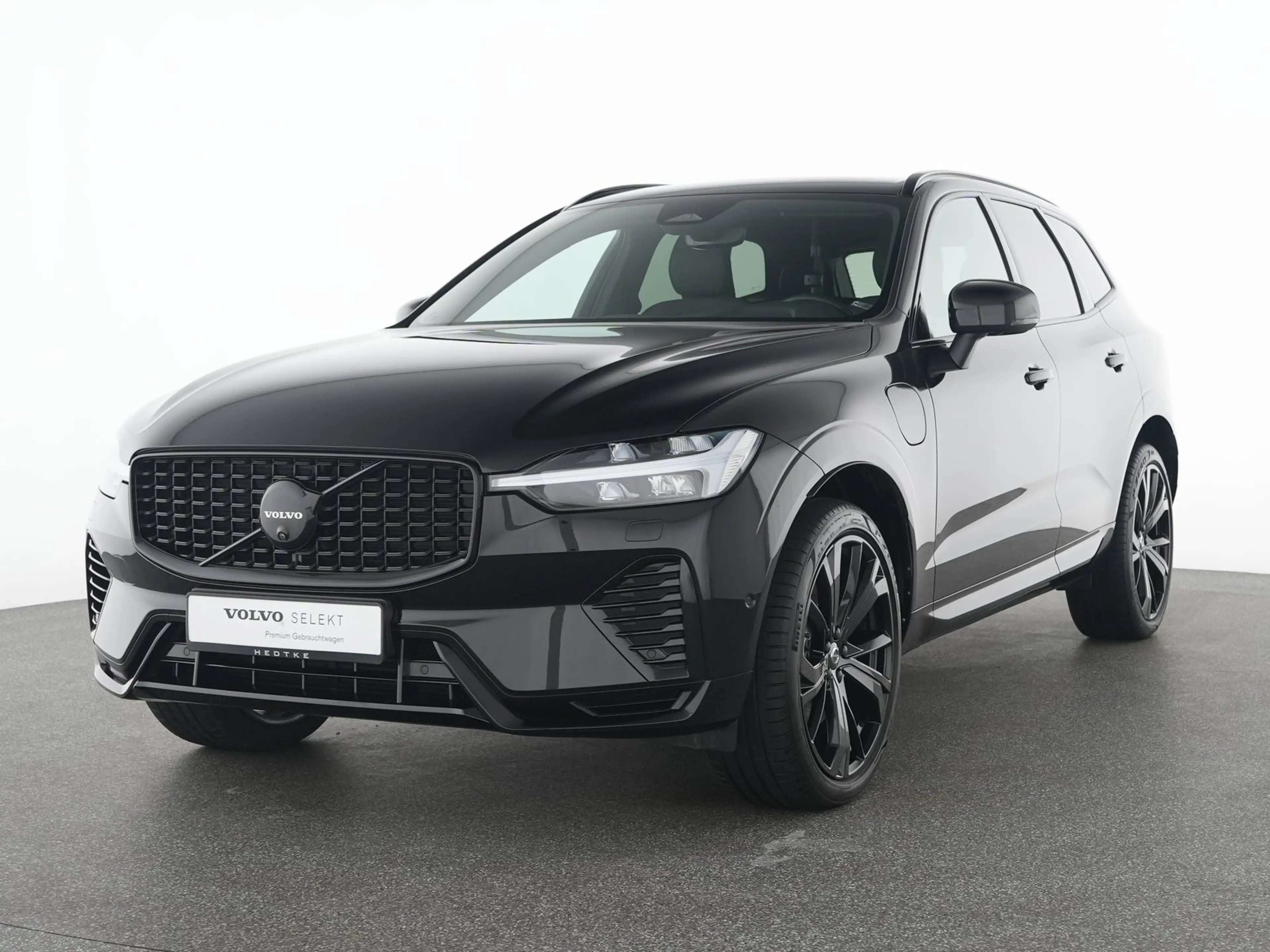 Volvo XC60 T8 AWD Plus Black Edition AHK*360°H&K*STHZ — photo 2