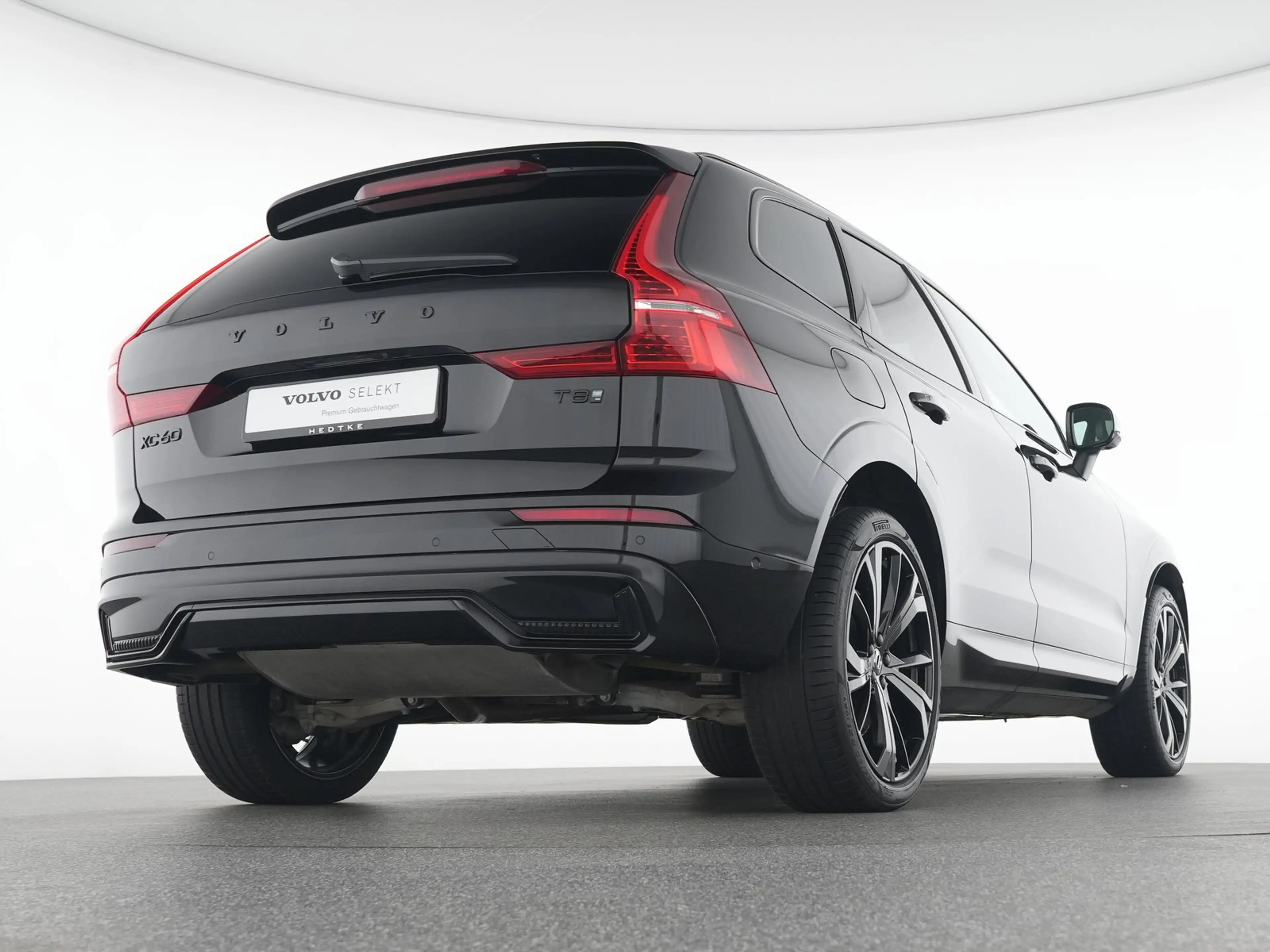 Volvo XC60 T8 AWD Plus Black Edition AHK*360°H&K*STHZ — photo 7