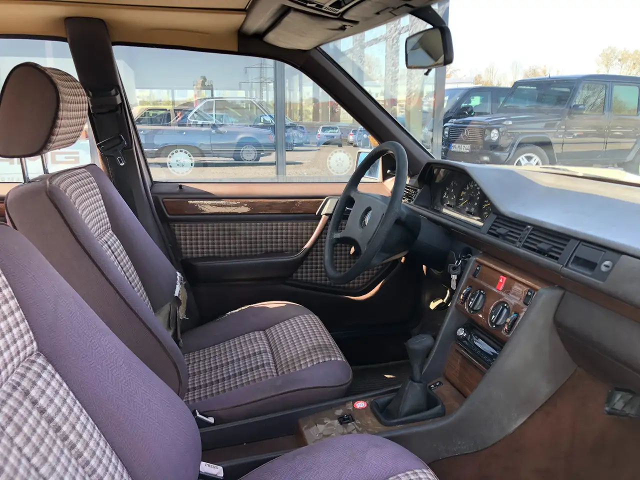 Mercedes-Benz 230 E*SHD*Sitzheizung*Sportsitze Karo Braun*, foto 10