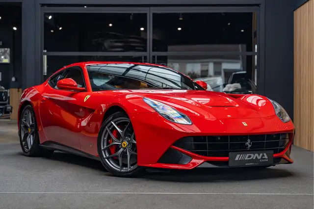 Ferrari F12