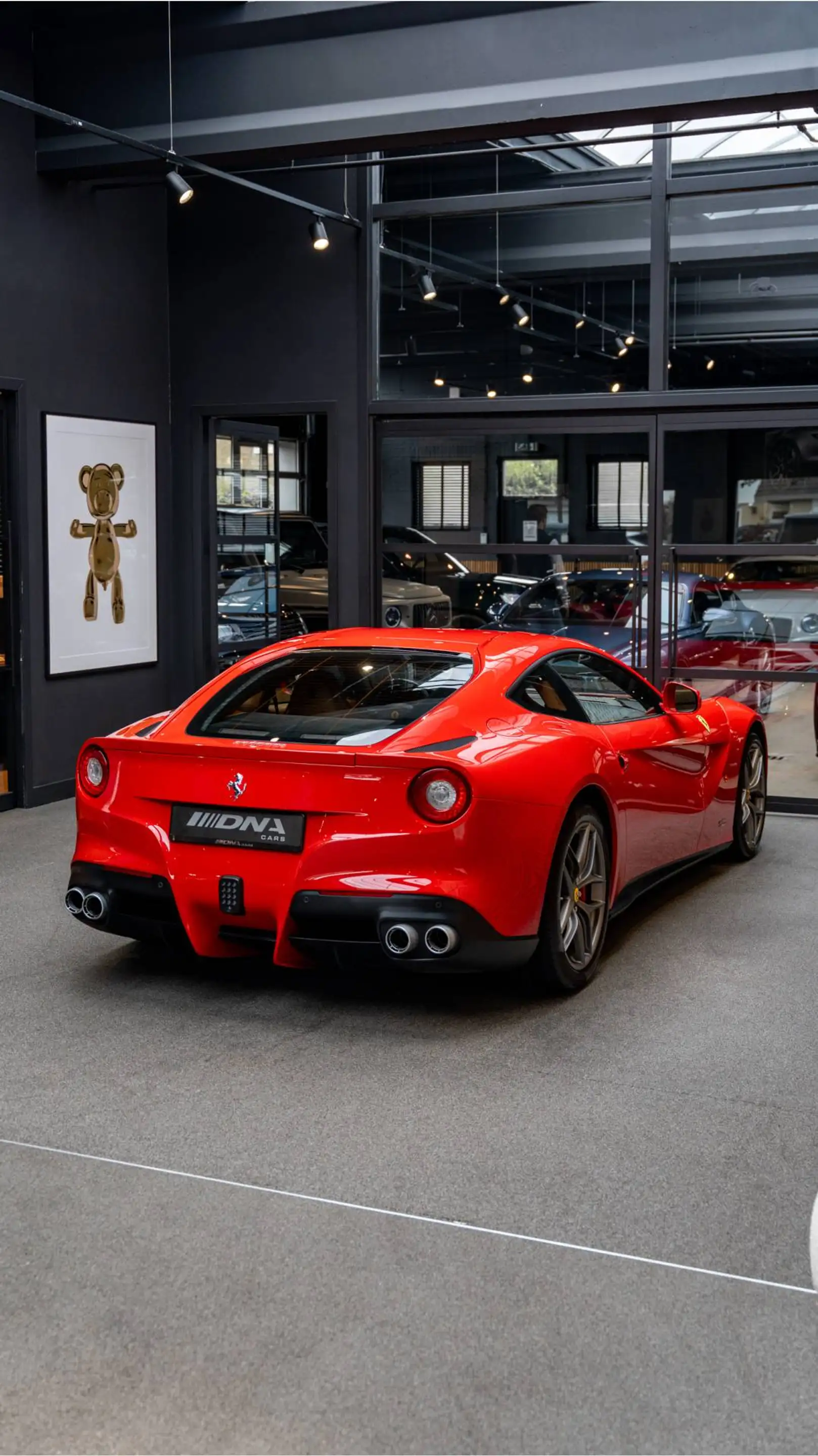 Ferrari F12 Berlinetta Carbon Lift Rosso Corsa Camera 6.3 Berl — photo 27