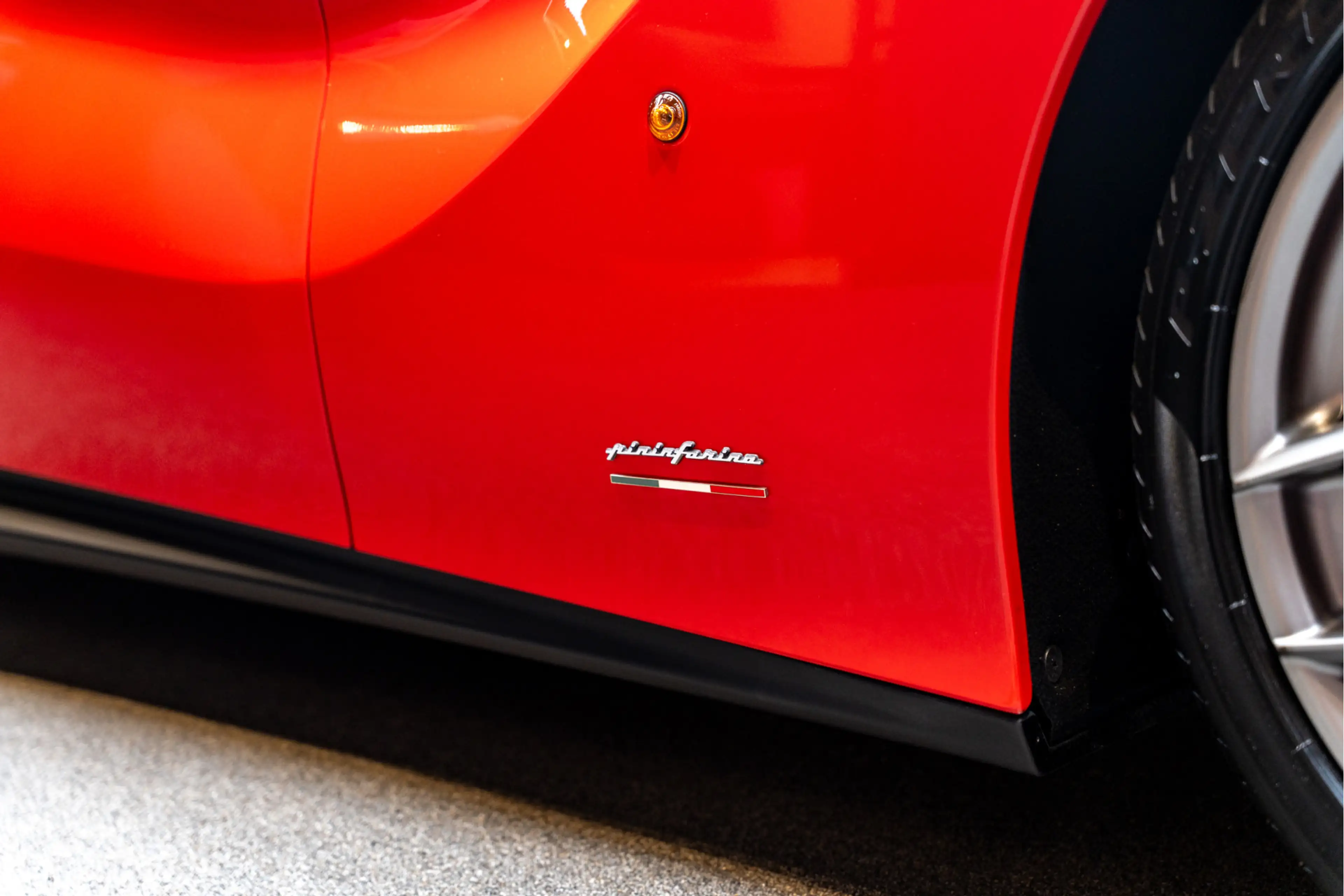Ferrari F12 Berlinetta Carbon Lift Rosso Corsa Camera 6.3 Berl — photo 17