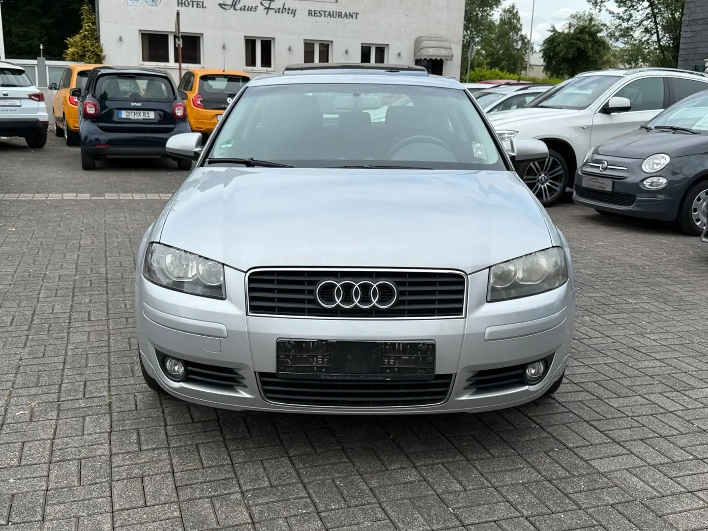 Audi A3 2.0 TDI Ambiente Schiebedach TÜV 09/25 Silber - 2
