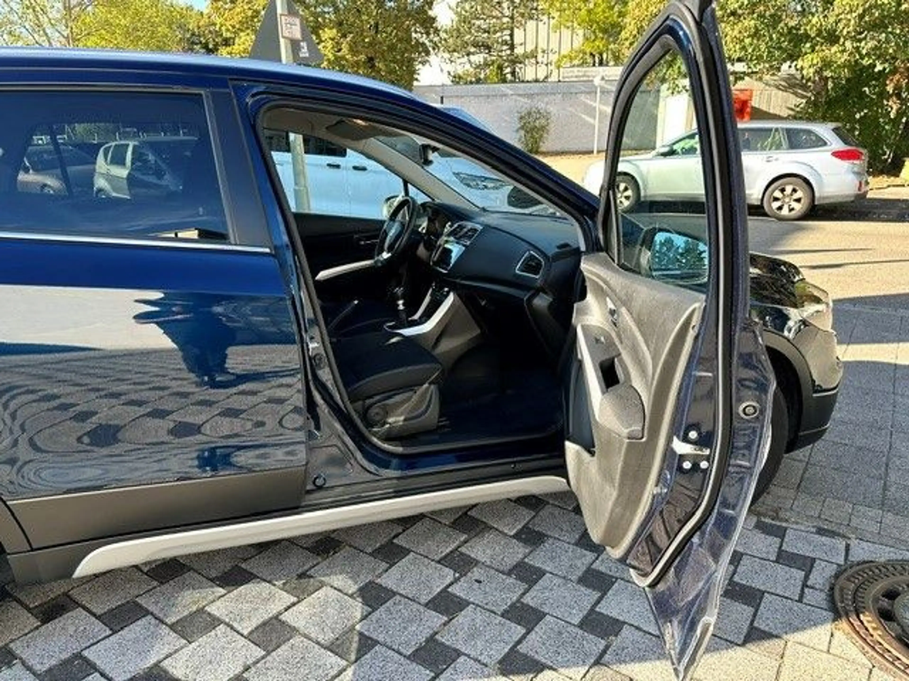 Suzuki SX4 S-Cross 1.4 ALLGRIP Comfort/NAVI/SHZ/AHK — photo 9