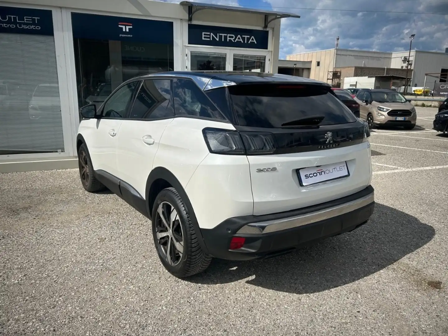 Peugeot 3008 PureTech Turbo 130 S&S Allure Pack Белый - 2