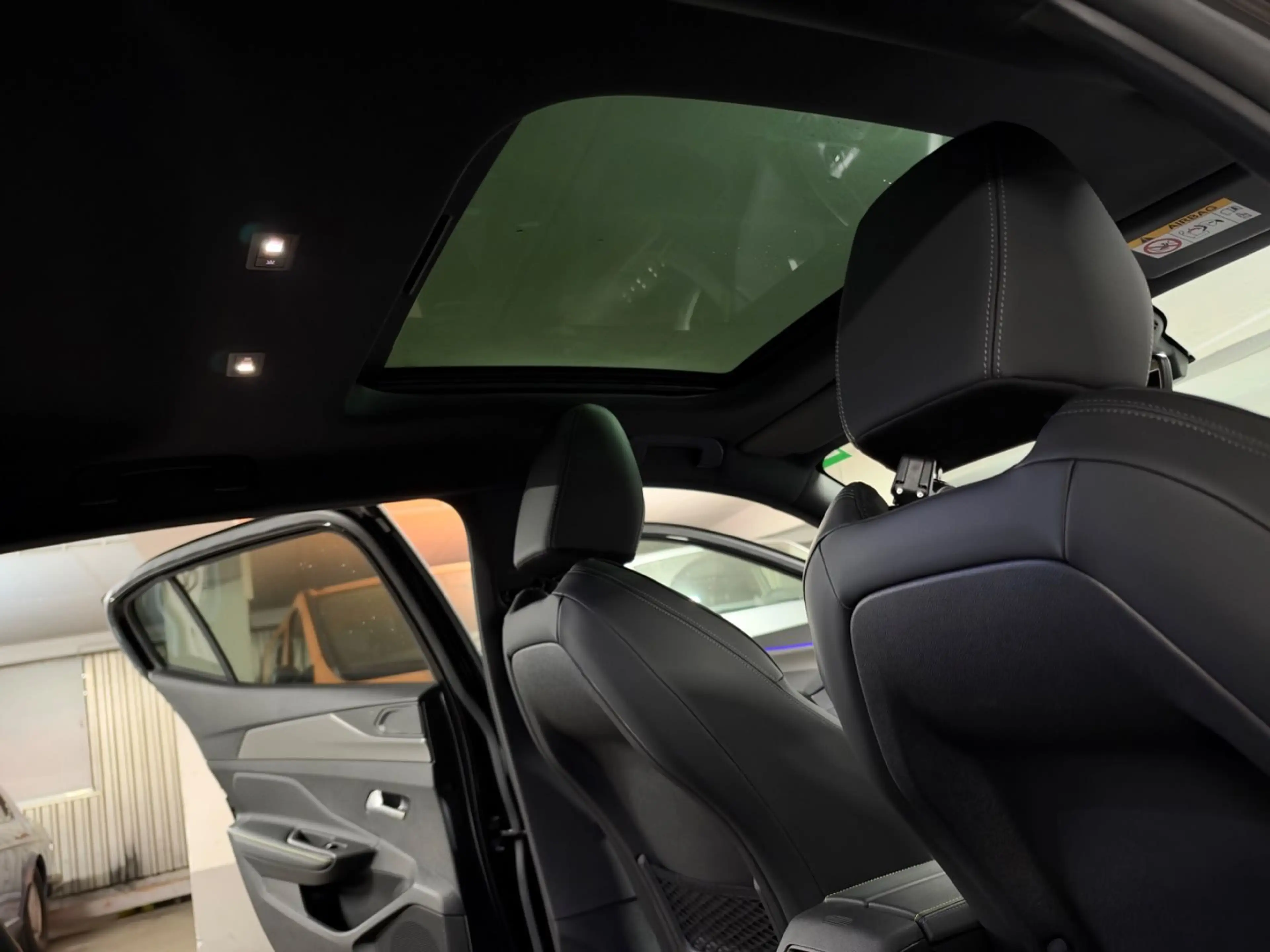 Peugeot 408 Plug in Hybrid 225 GT LED-APPLE-360*-KAMERA — photo 13