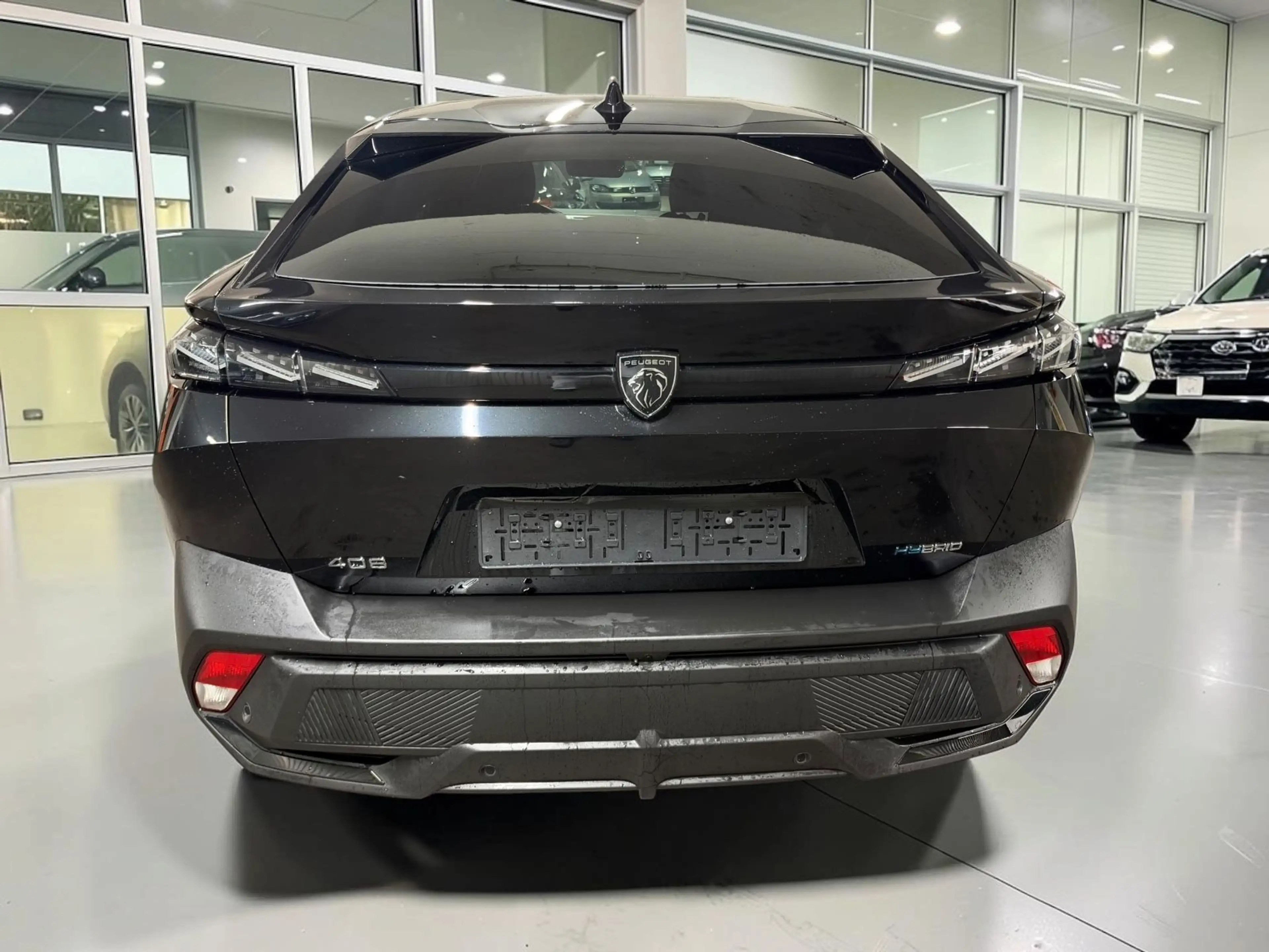 Peugeot 408 Plug in Hybrid 225 GT LED-APPLE-360*-KAMERA — photo 5