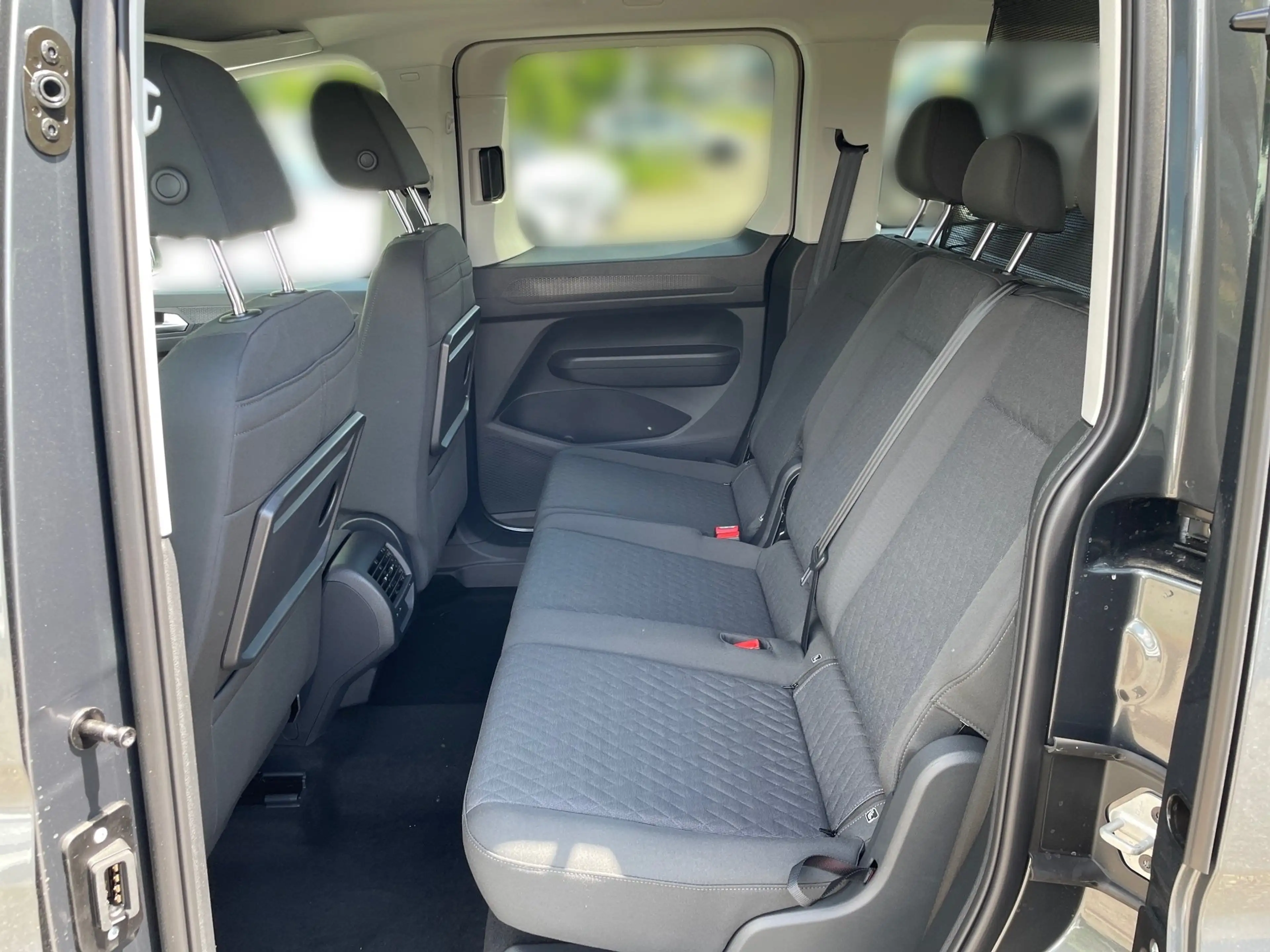 Volkswagen Caddy 2.0 TDI 4M KR Life *APPCON*KAMERA*SITZHZG* — photo 12
