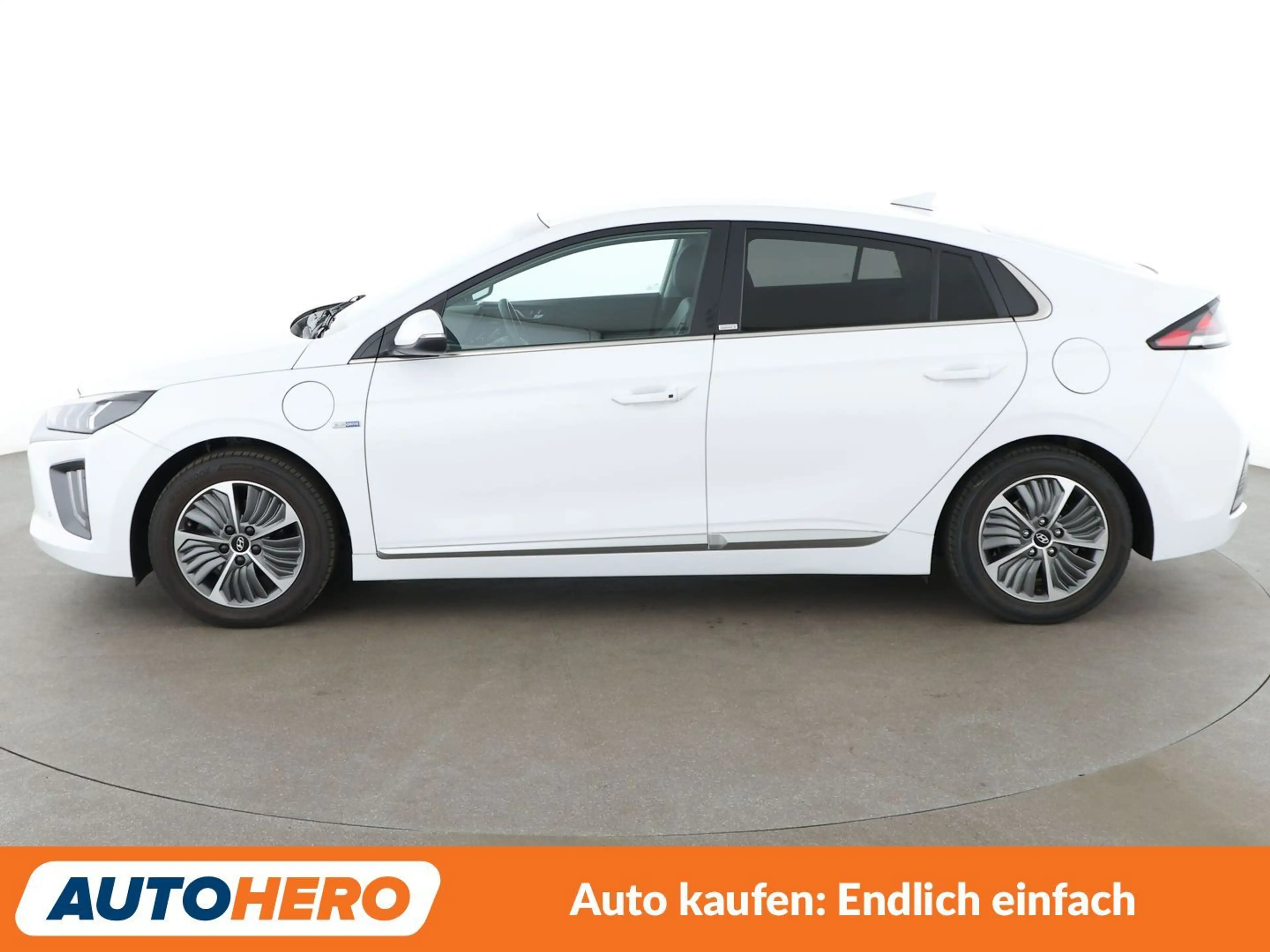 Hyundai IONIQ 1.6 Hybrid Premium Aut.*NAVI*LED*ACC*SPUR*CAM* — photo 3