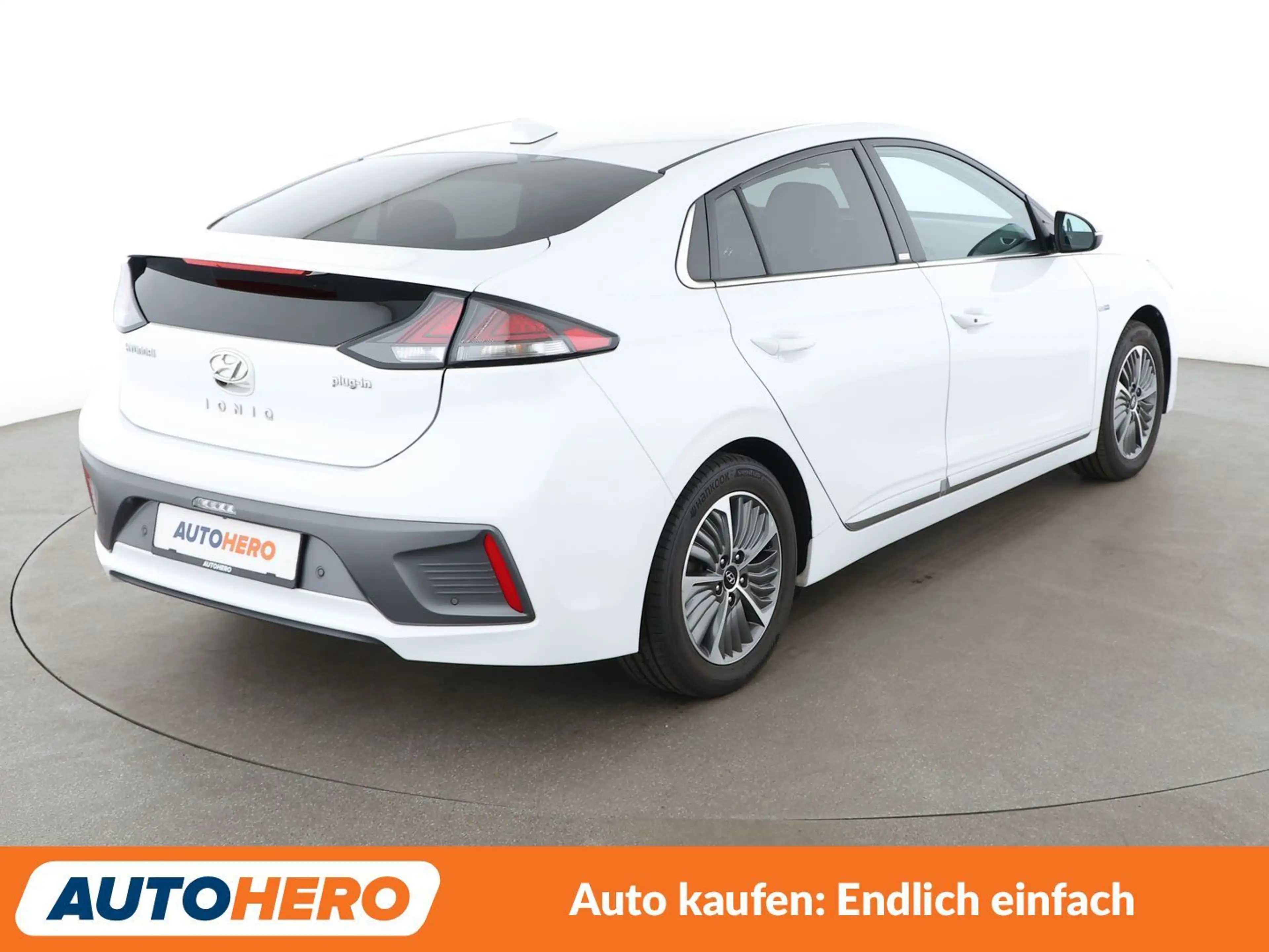 Hyundai IONIQ 1.6 Hybrid Premium Aut.*NAVI*LED*ACC*SPUR*CAM* — photo 6