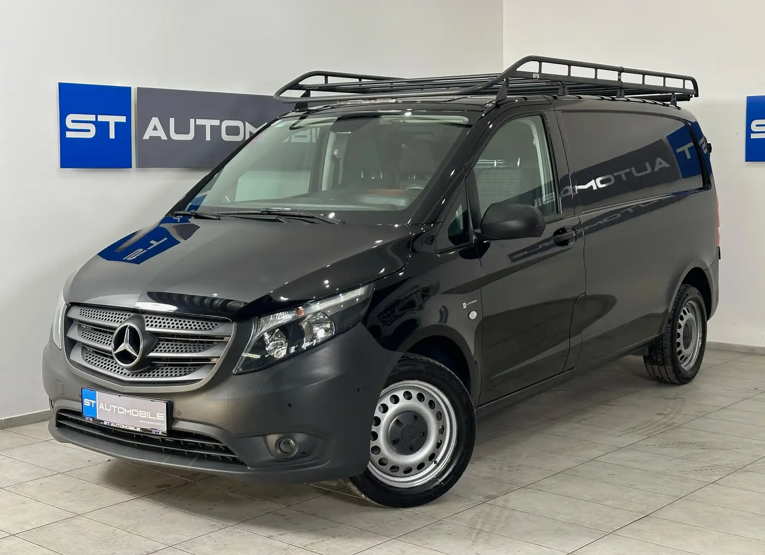 Mercedes-Benz Vito 116 CDI 4x4 kompakt Aut. // 1.BESITZ // NAVI // Schwarz - 1