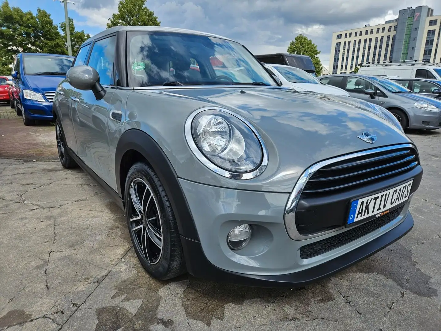 MINI One One Tüv Mai 2026 Šedá - 2