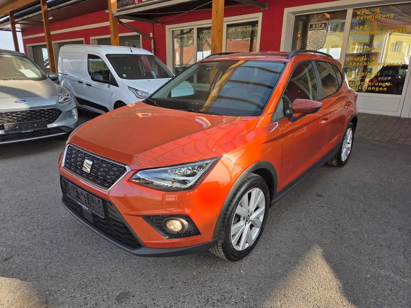 SEAT Arona Style LED Klimaautomatik Sitzheizung Orange - 1