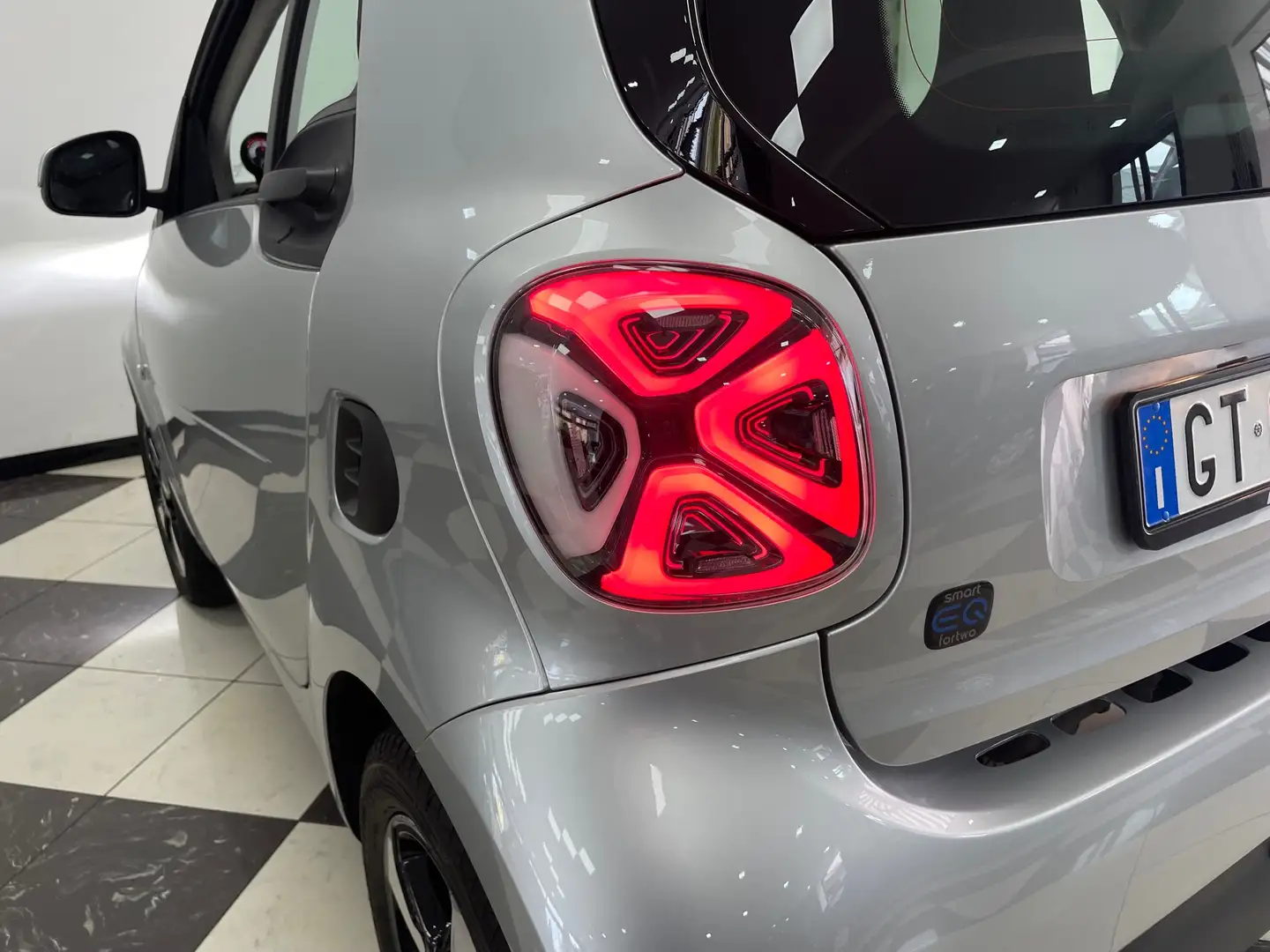 smart forTwo eq Passion 22kW Argent - 2