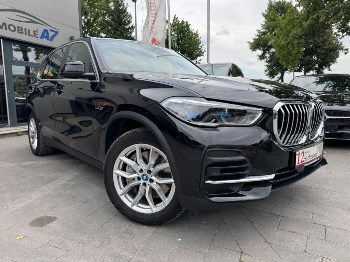 BMW X5 Baureihe X5 xDrive 45 e *LASER/LUFT.-F./AHK* Schwarz - 1