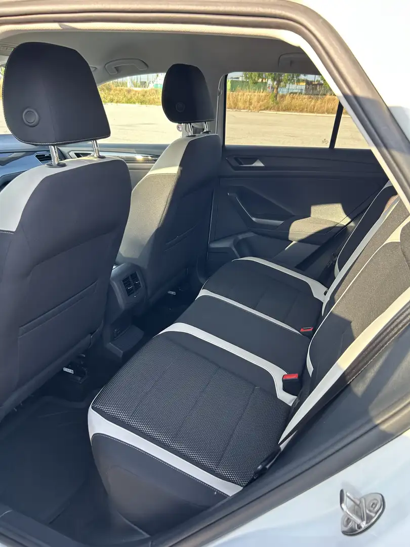 Volkswagen T-Roc 1.6 tdi Advanced - 2