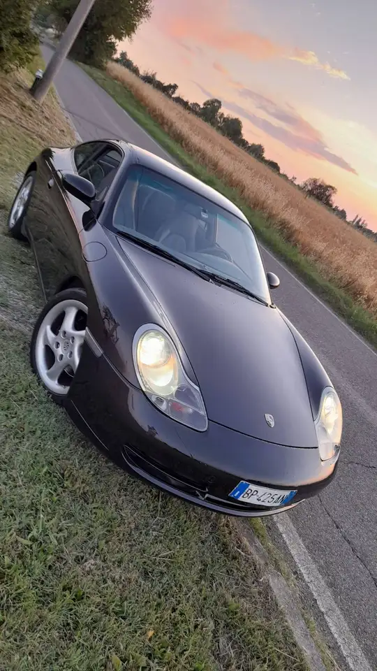 Porsche 911 Carrera 996 Coupe 3.4 Carrera 2, foto 3