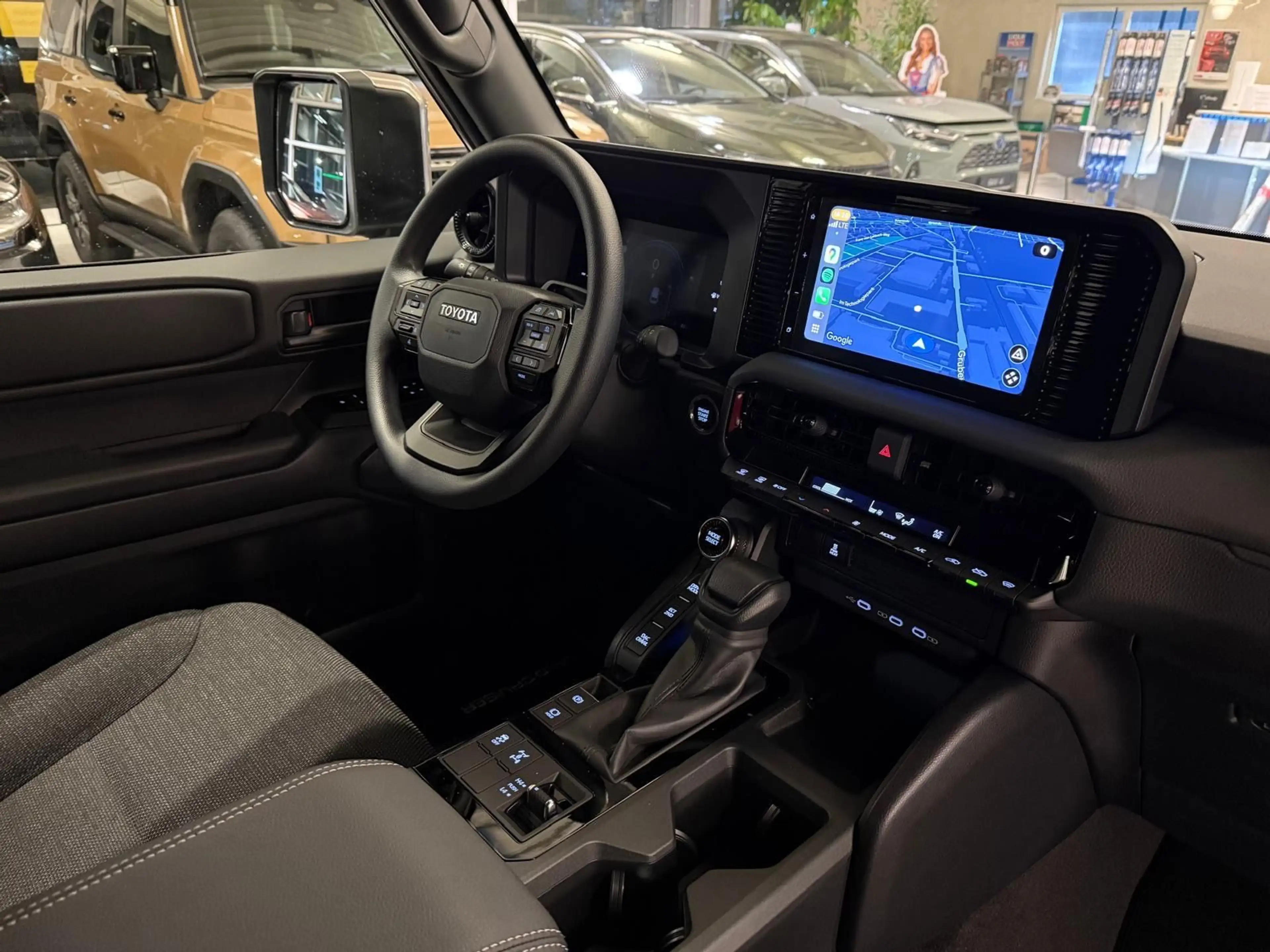 Toyota Land Cruiser 250 - COMFORT-KAMERA-NAVIGATION — photo 12