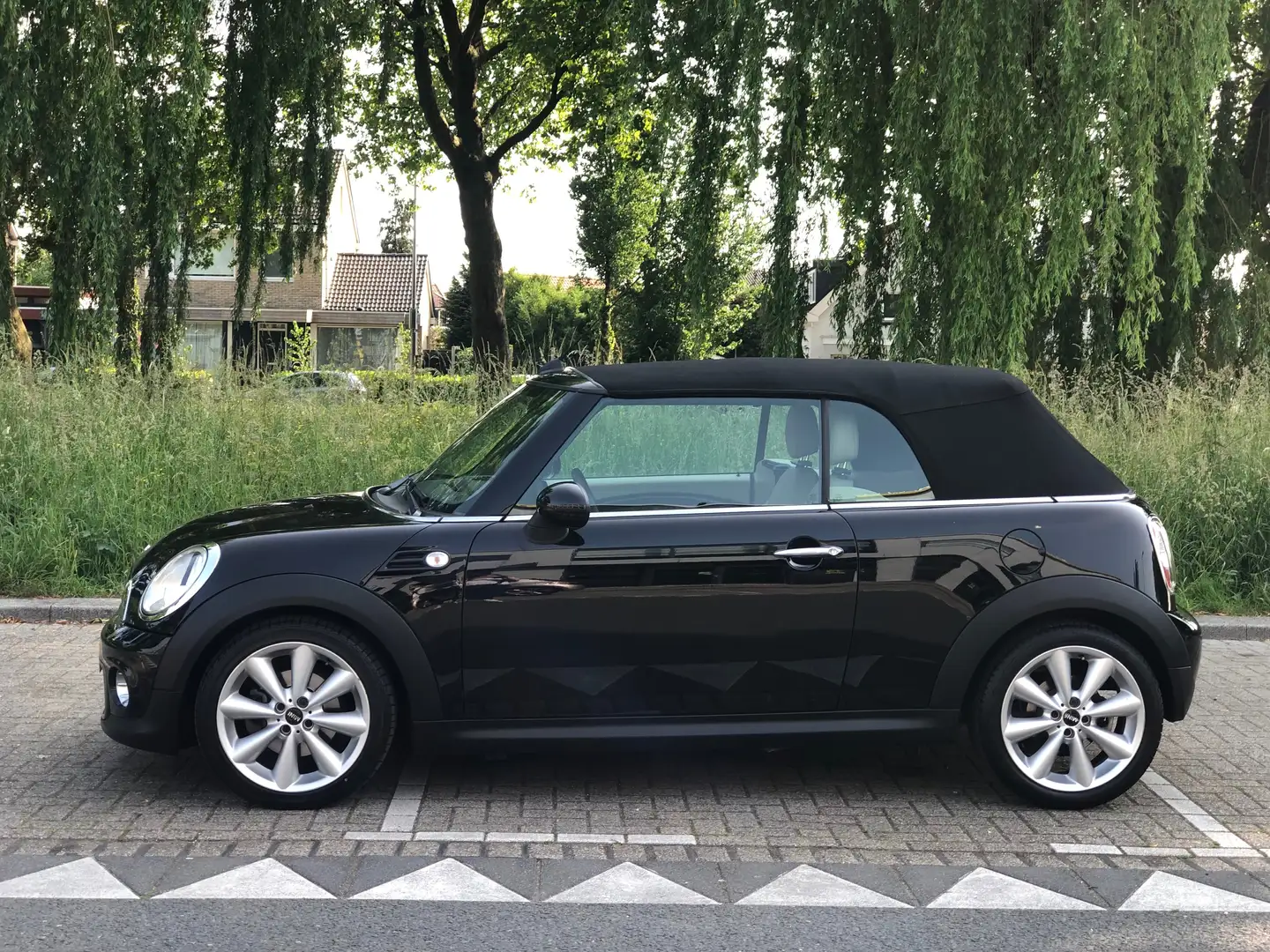 MINI Cooper Cabrio Cooper Cabrio 1.6 Chili Zwart - 1