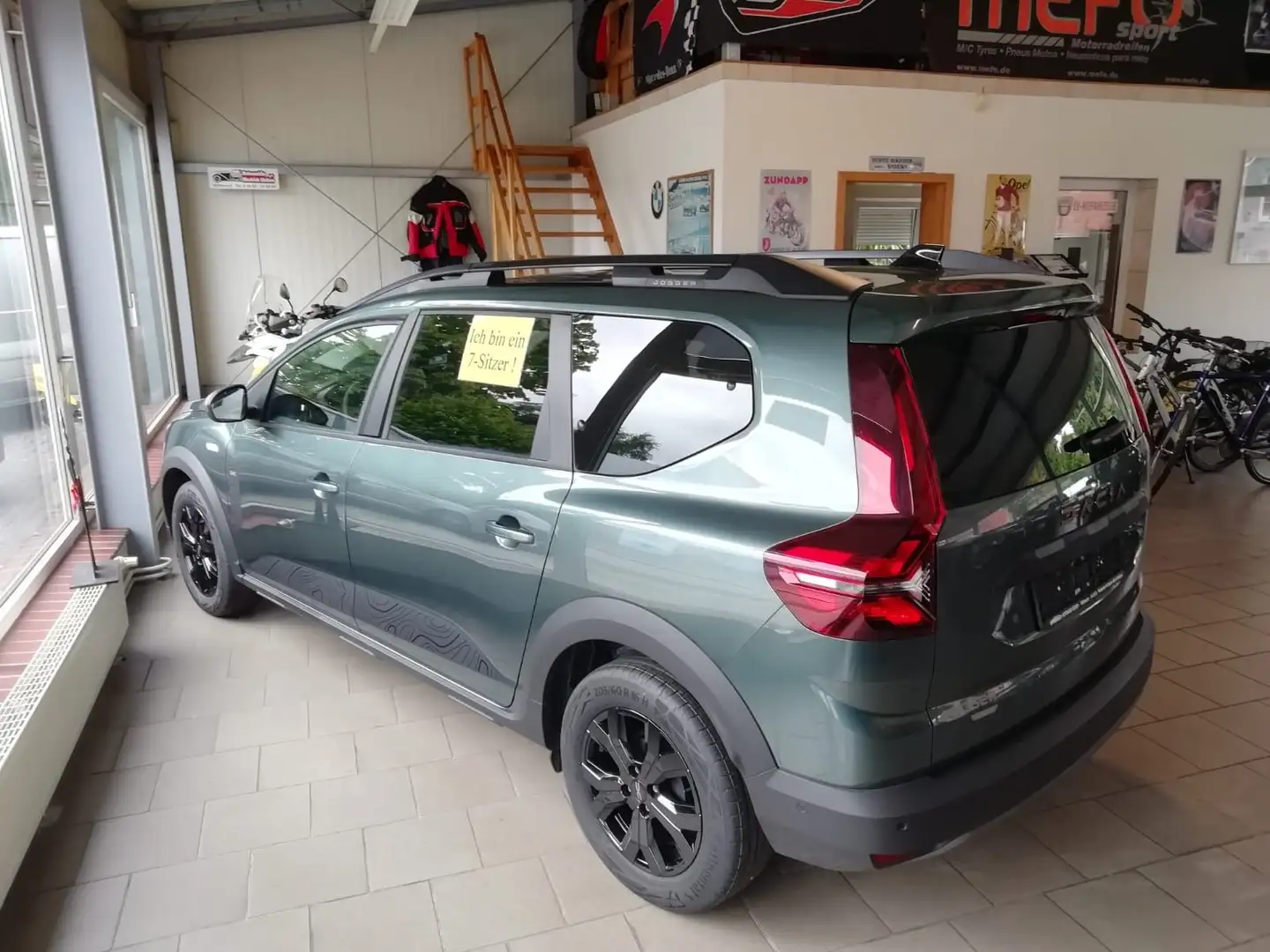 Dacia Jogger HEV 140 Voll-Hybrid Extreme+/Aut.//7-S./Sitzheizg. Grün - 1