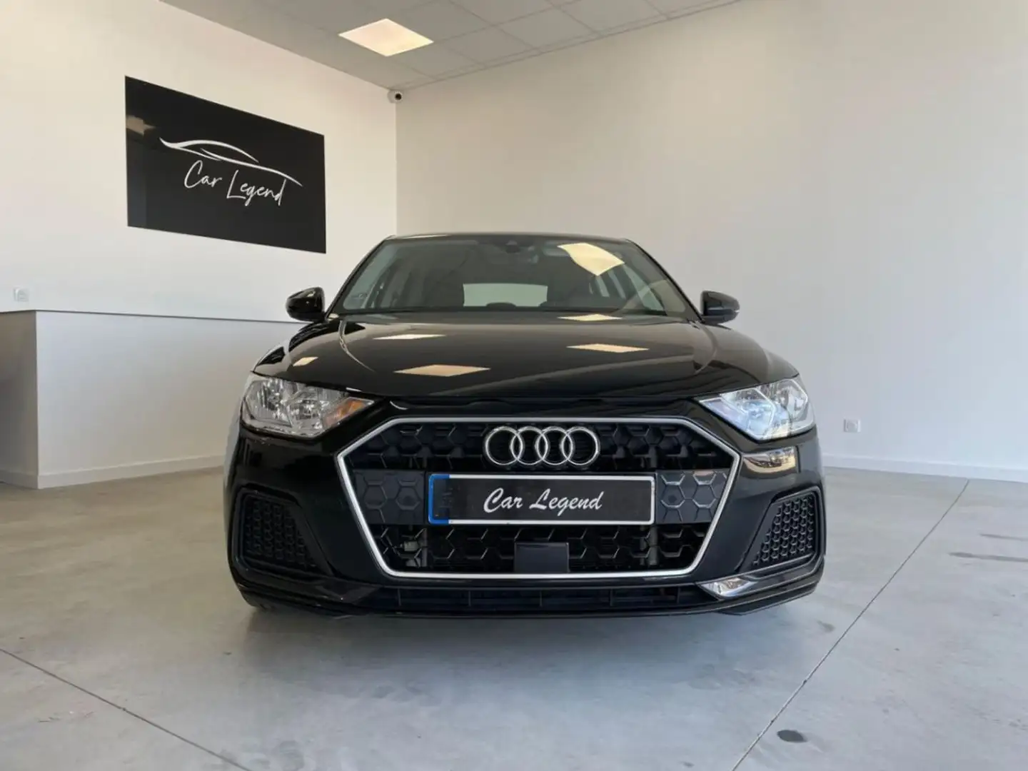 Audi A1 30 TFSI 110 ch S tronic 7 Business line Noir - 2