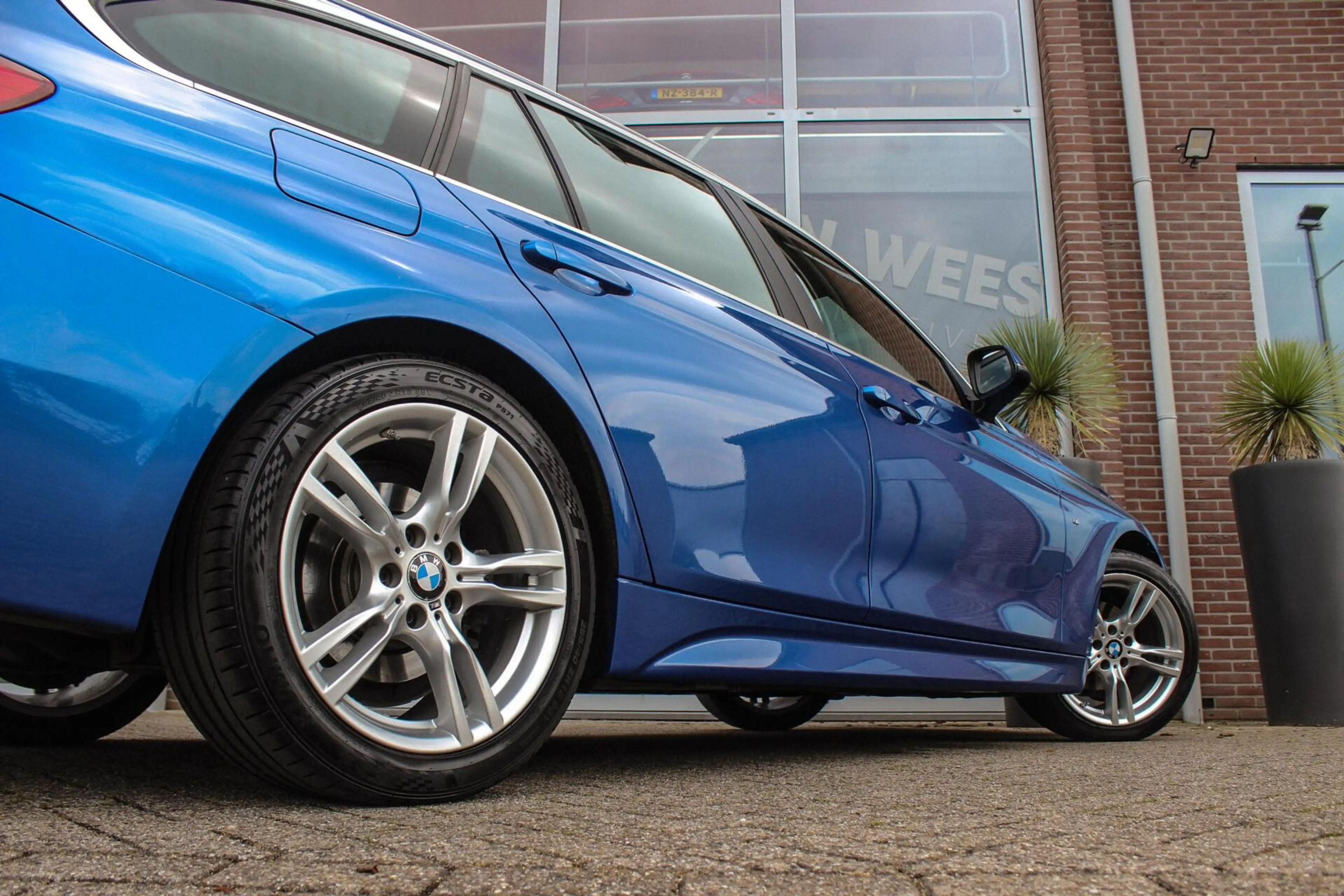 BMW 316 3-serie Touring 316i Limited Series M Sport | NL a — photo 46