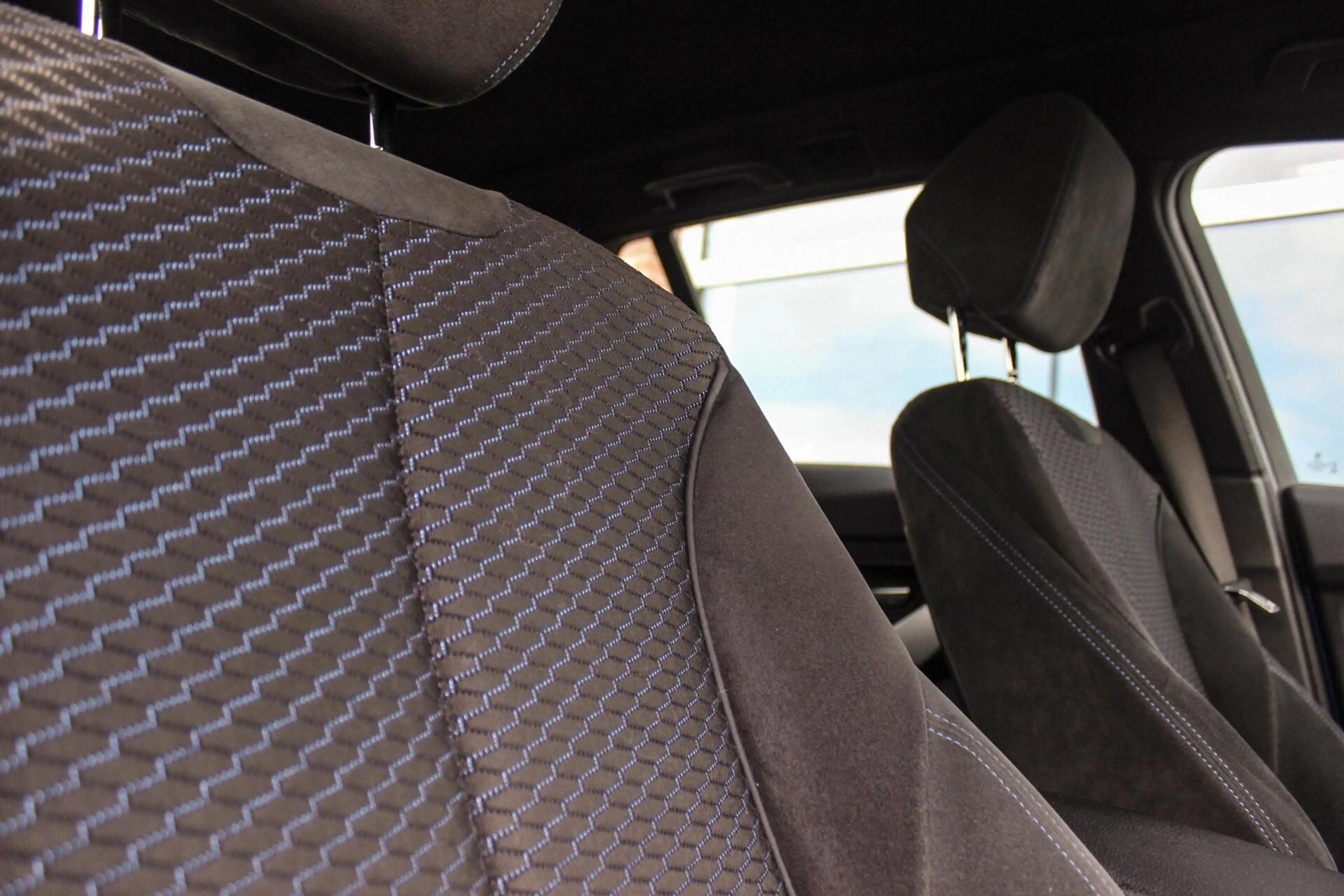 BMW 316 3-serie Touring 316i Limited Series M Sport | NL a — photo 17