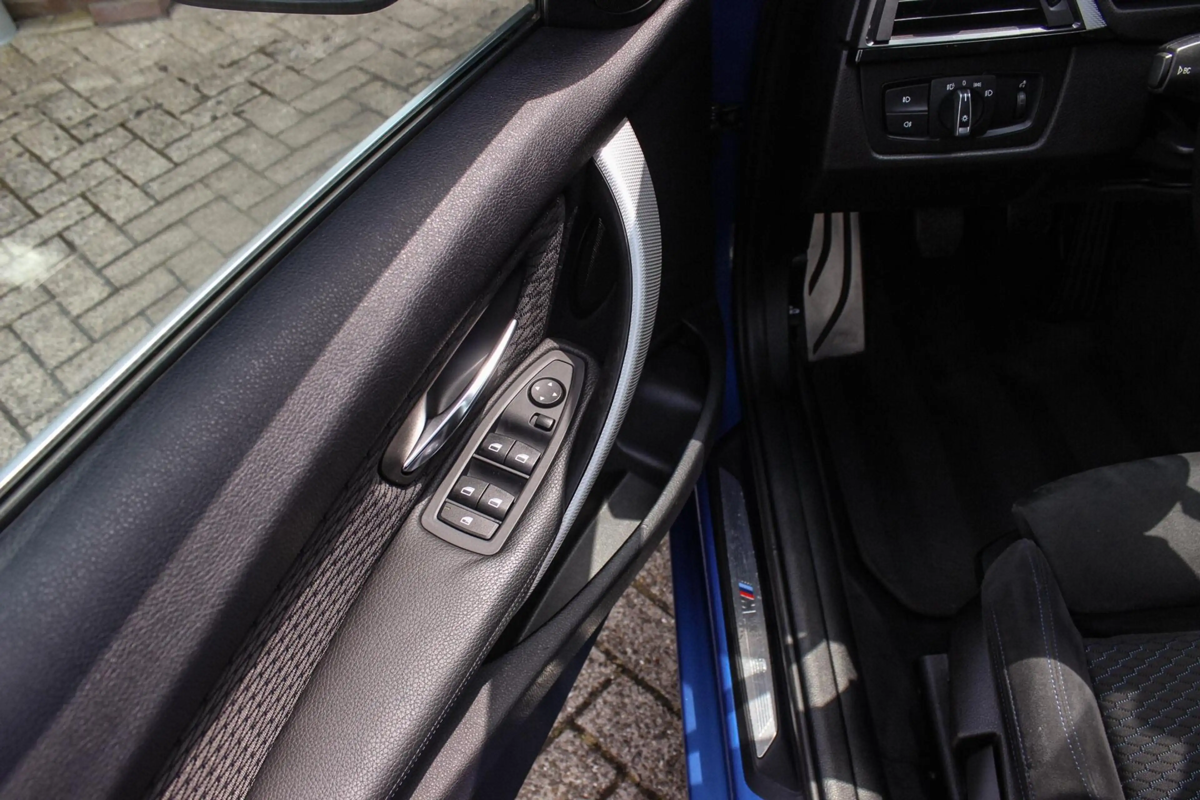 BMW 316 3-serie Touring 316i Limited Series M Sport | NL a — photo 35