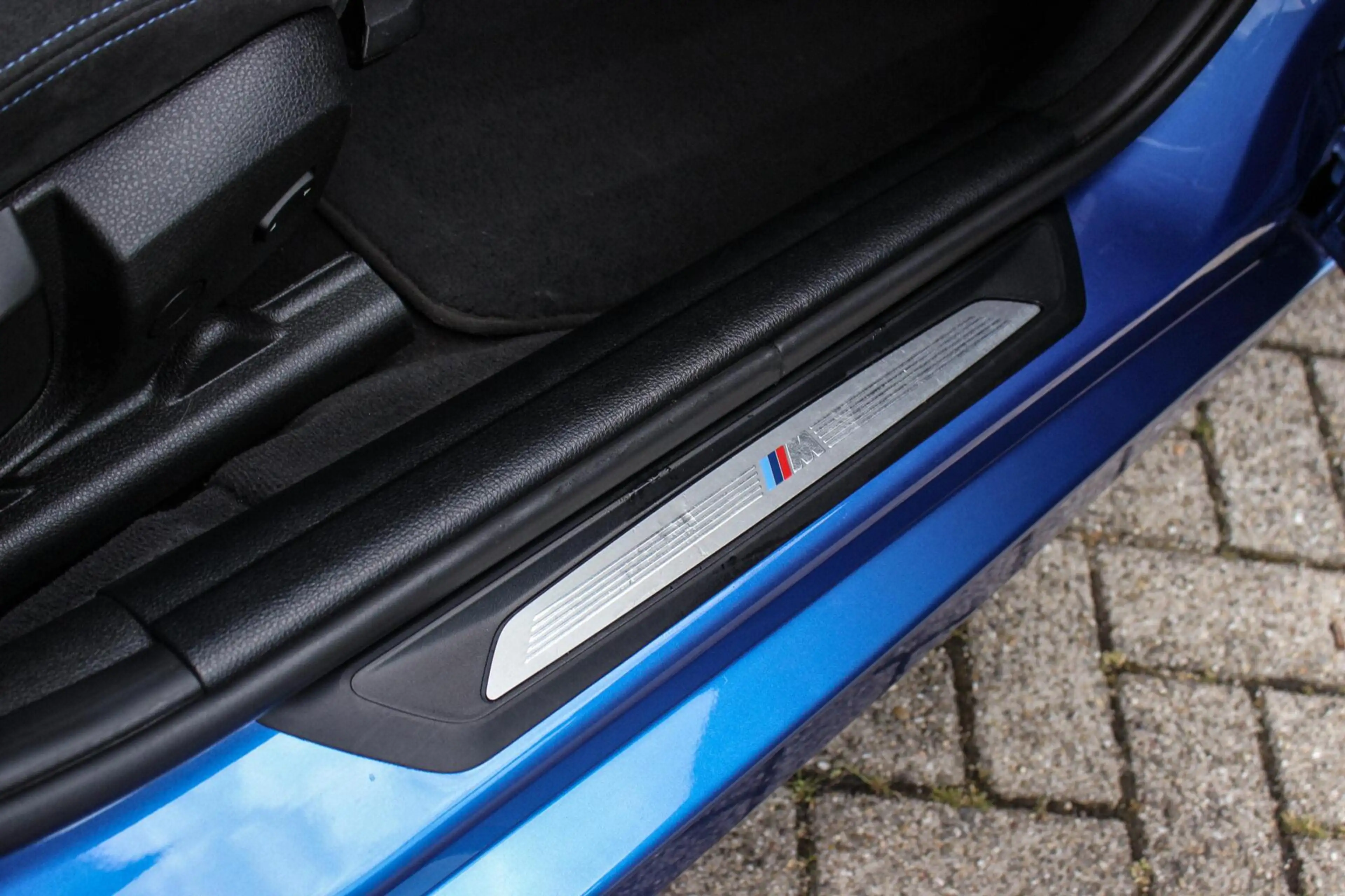 BMW 316 3-serie Touring 316i Limited Series M Sport | NL a — photo 33