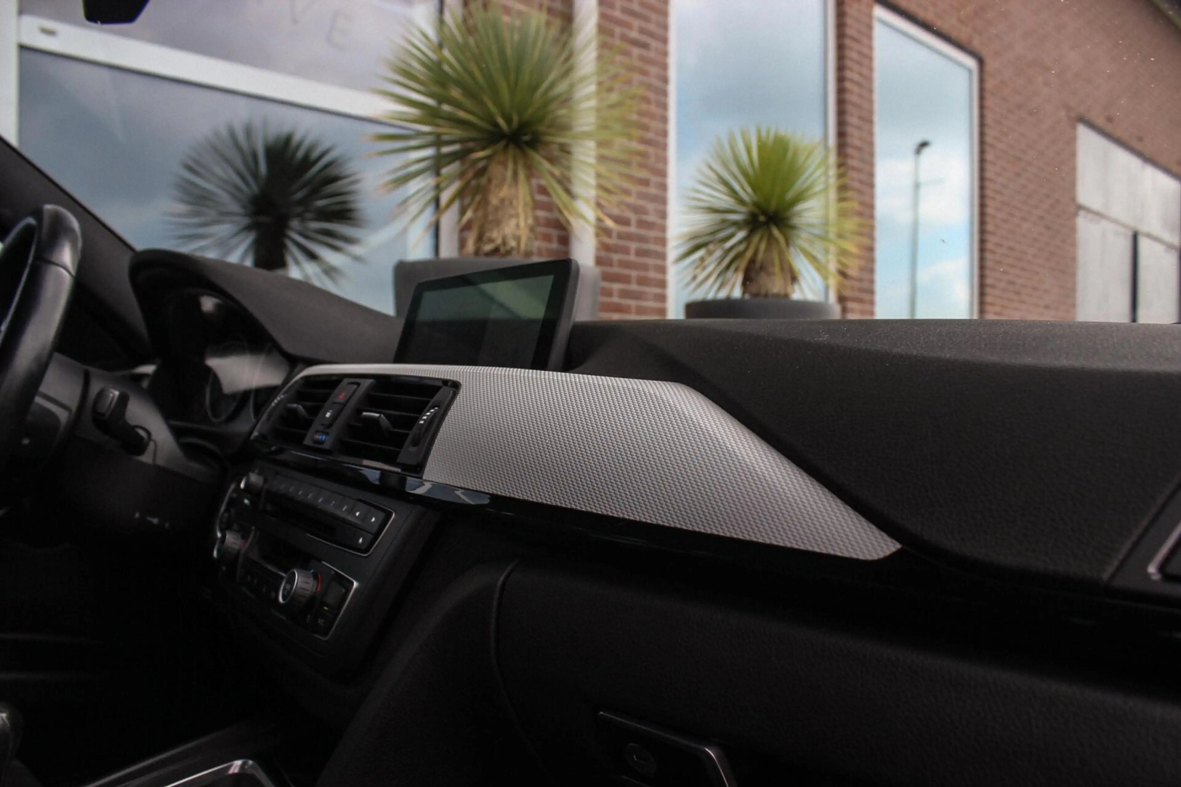 BMW 316 3-serie Touring 316i Limited Series M Sport | NL a — photo 40