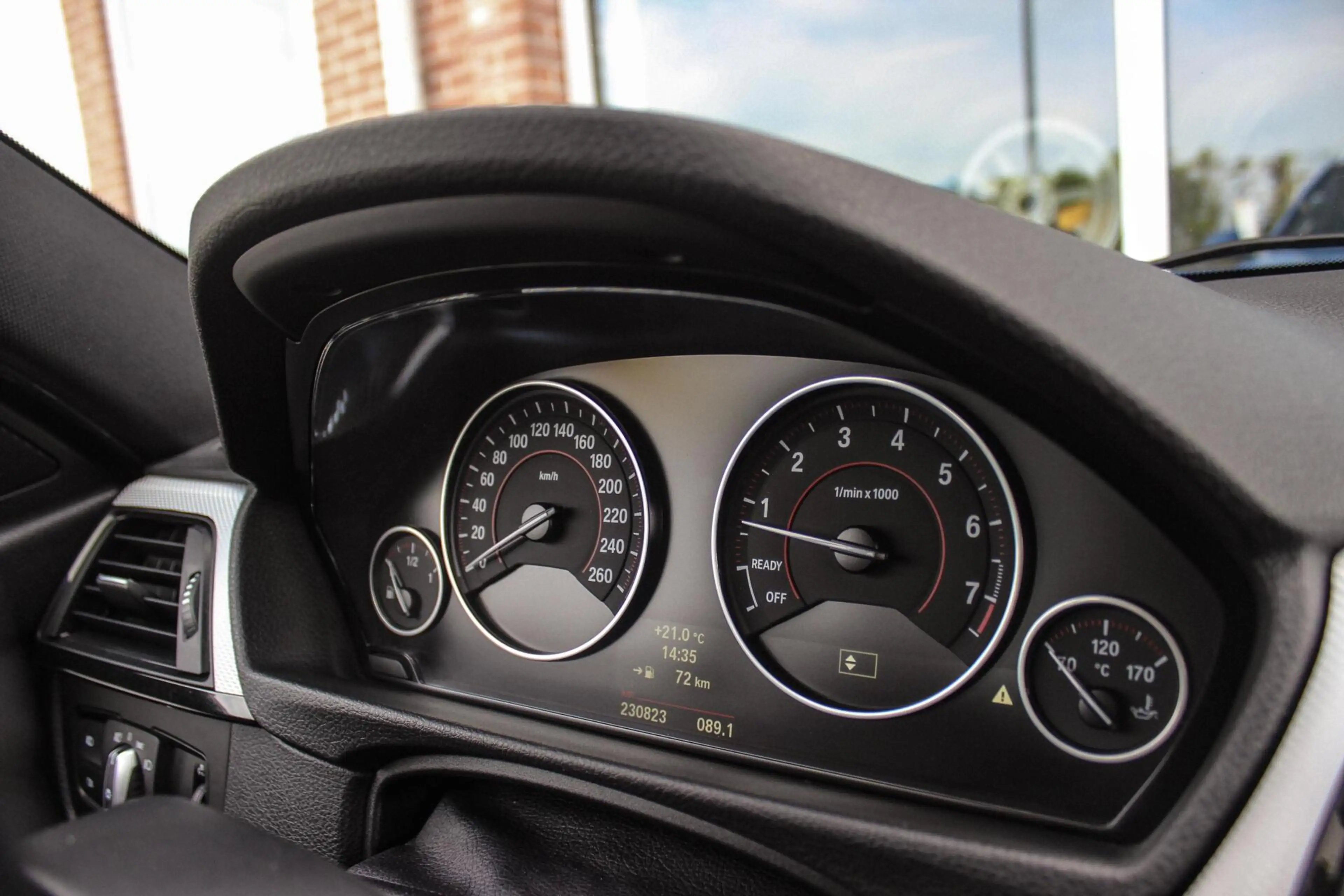 BMW 316 3-serie Touring 316i Limited Series M Sport | NL a — photo 23