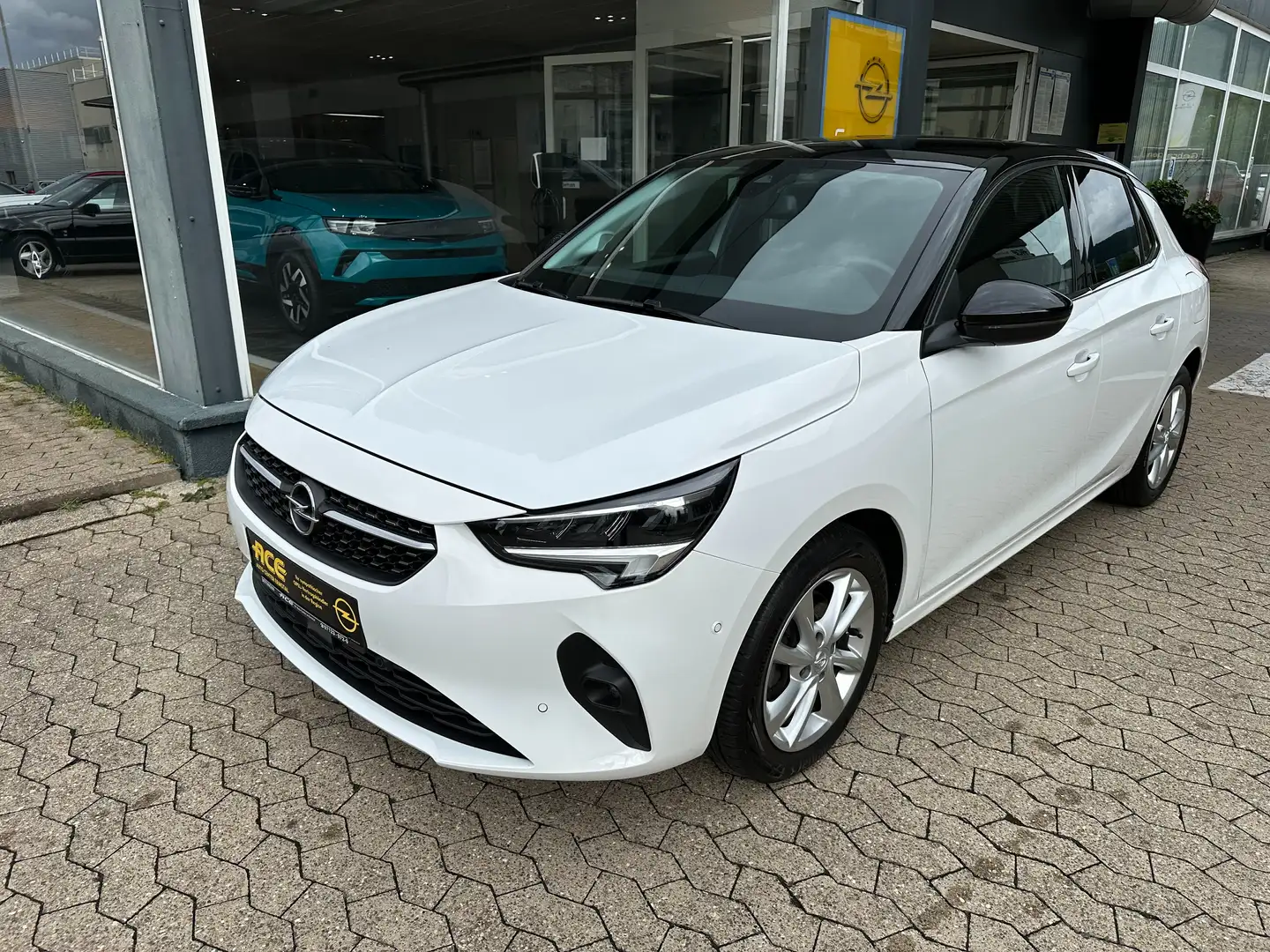 Opel Corsa 1,2 Elegance*SHZ*LRH*LED*DAB*BT* Blanc - 1