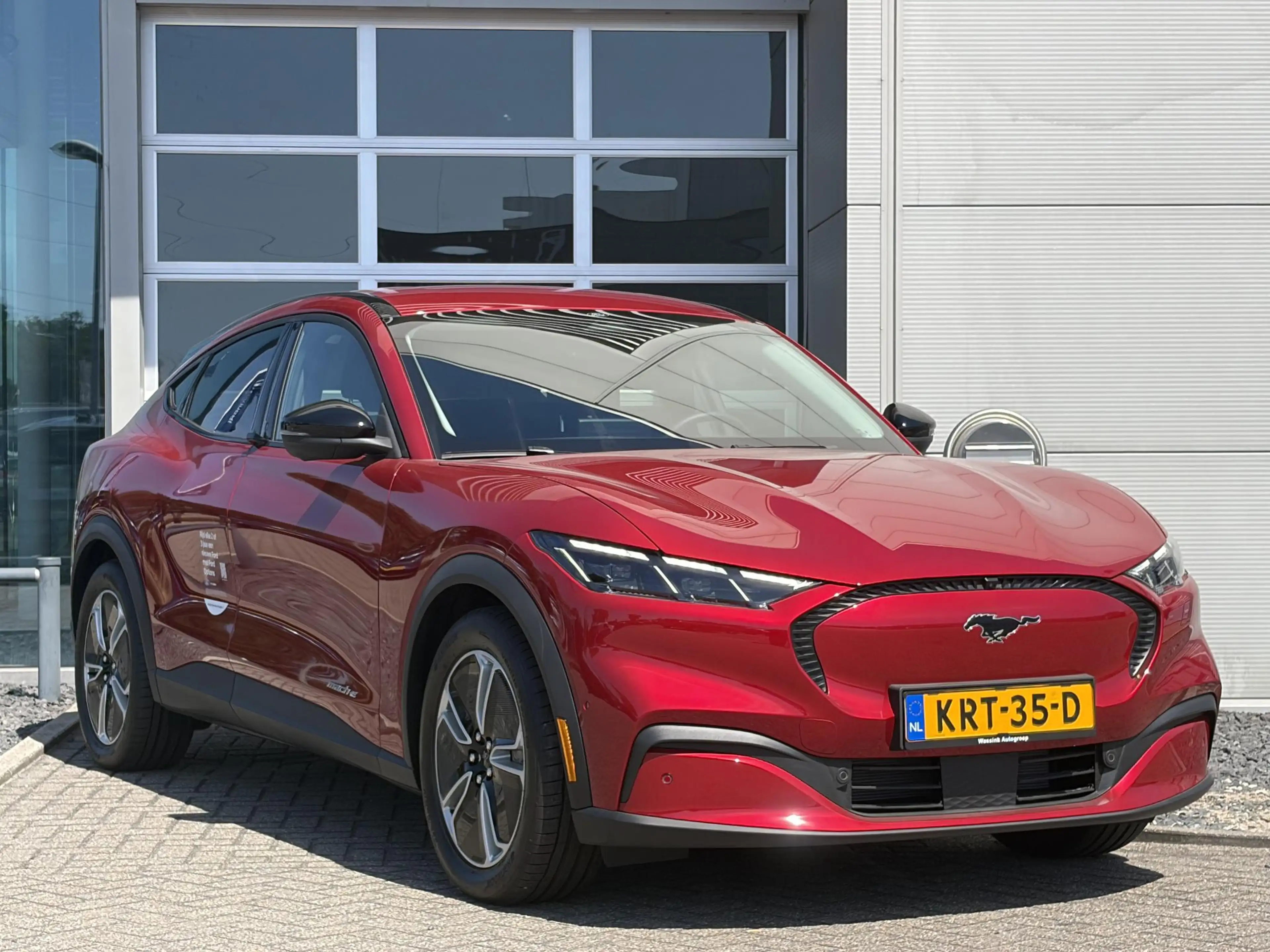 Ford Mustang Mach-E 75kWh 269pk Automaat | Navigatie | Leder | — photo 3