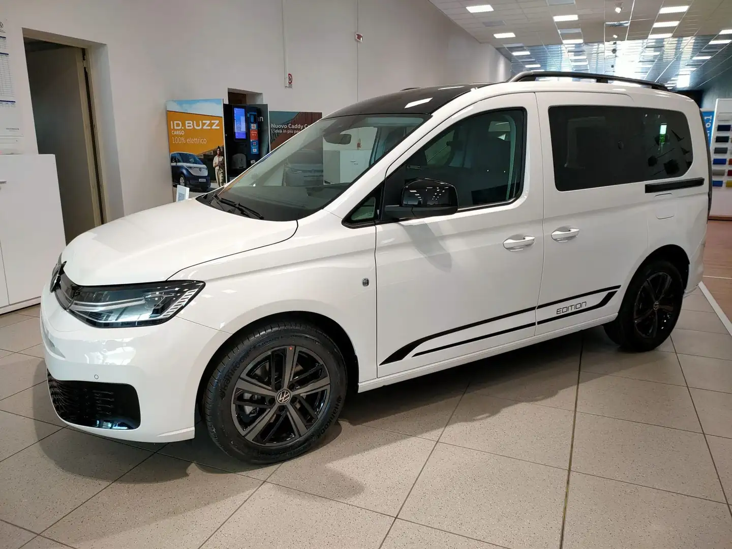 Volkswagen Caddy Edition 2.0 TDI 90 kW ant. DSG Nero - 1