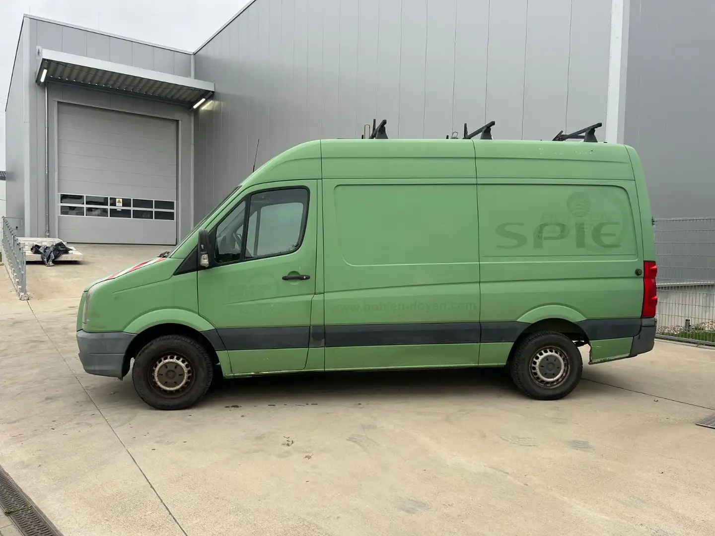 Volkswagen Crafter Kasten 35 mittel L2H2 Hochdach Grün - 2