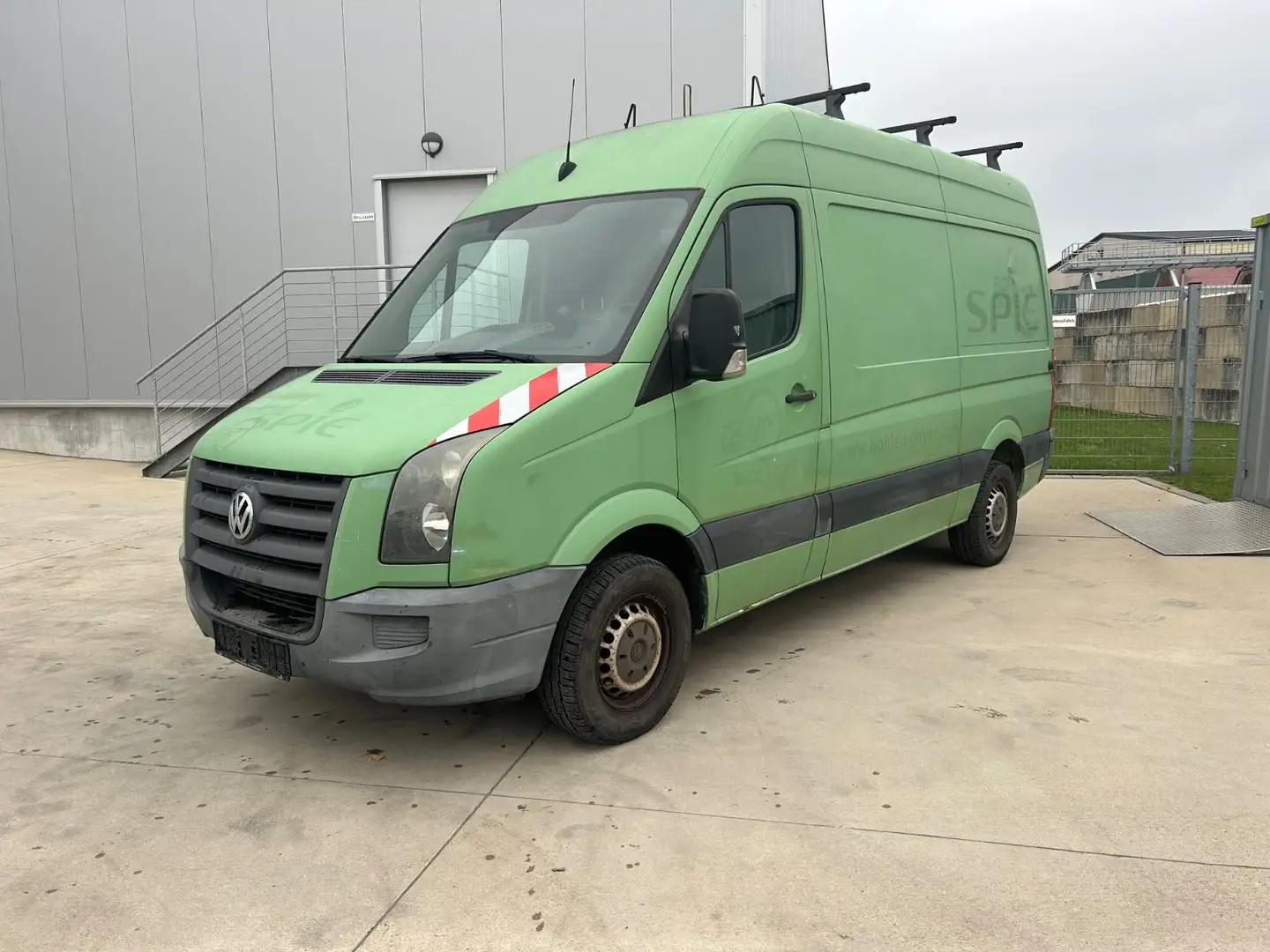 Volkswagen Crafter Kasten 35 mittel L2H2 Hochdach Grün - 1