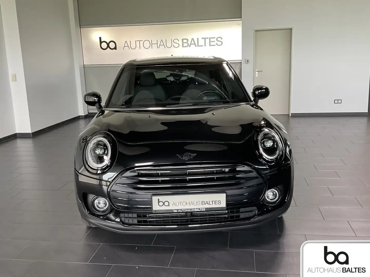 MINI Cooper Clubman Cooper Clubman Classic Trim LED/Kam/Navi/Driv/SH Schwarz - 2