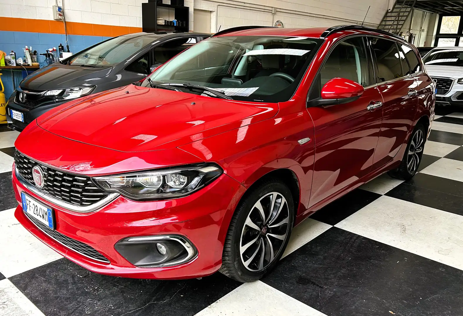 Fiat Tipo Tipo SW II 2016 SW 1.6 mjt Lounge s euro 6b Rot - 1