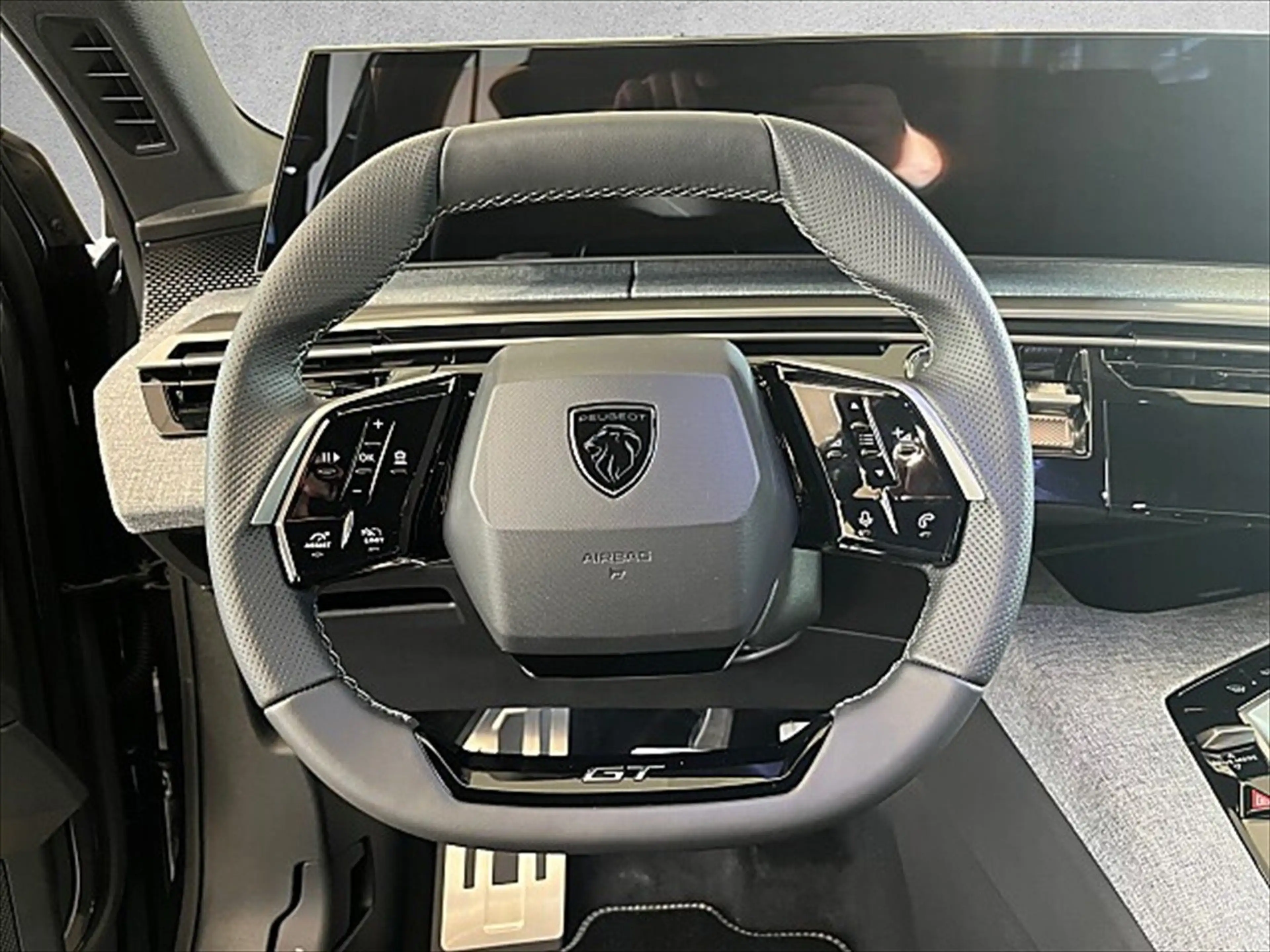 Peugeot 5008 1.2 145 GT Exclusive ACC Alcantara LED Navi — photo 9