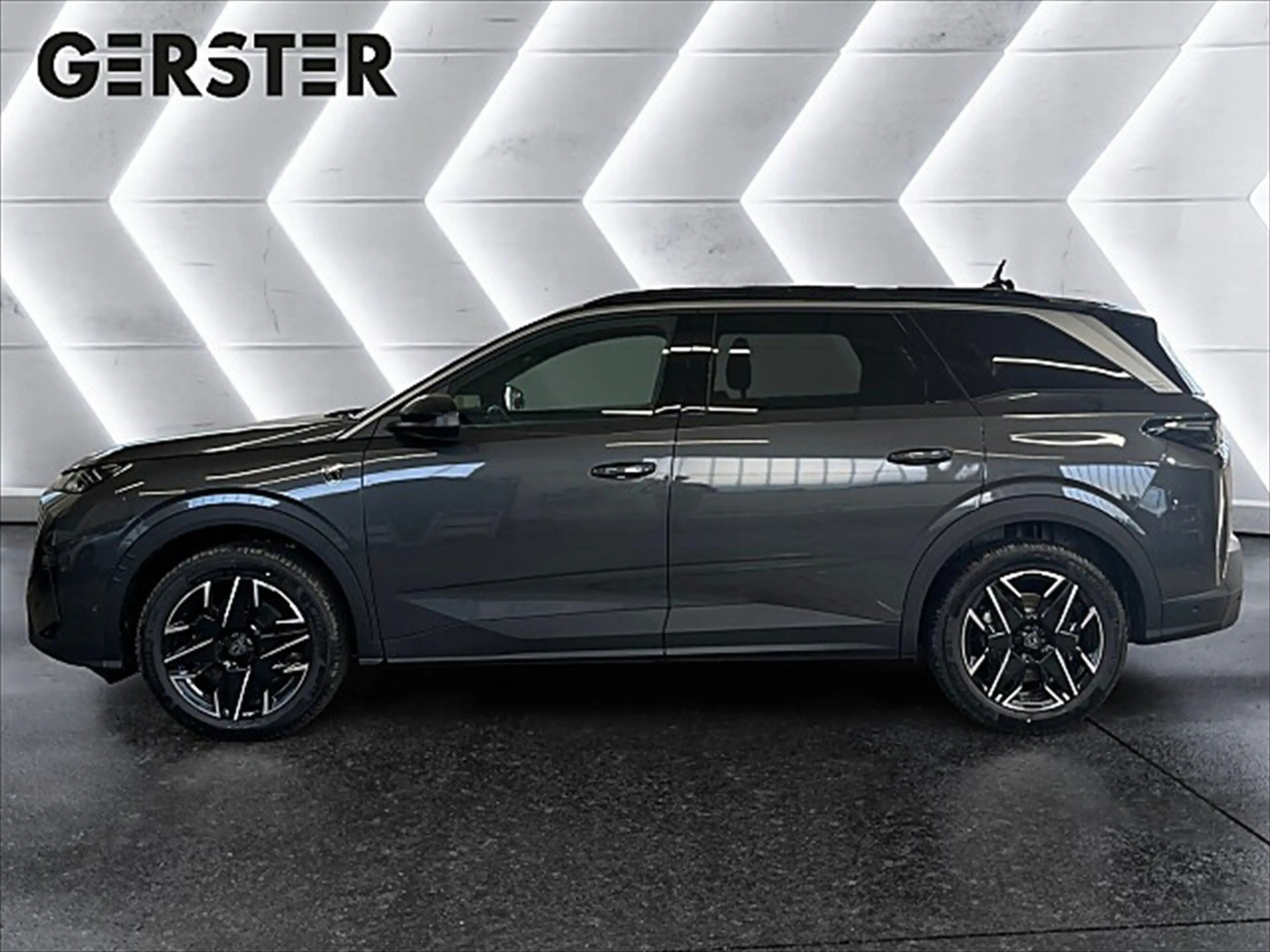 Peugeot 5008 1.2 145 GT Exclusive ACC Alcantara LED Navi — photo 3