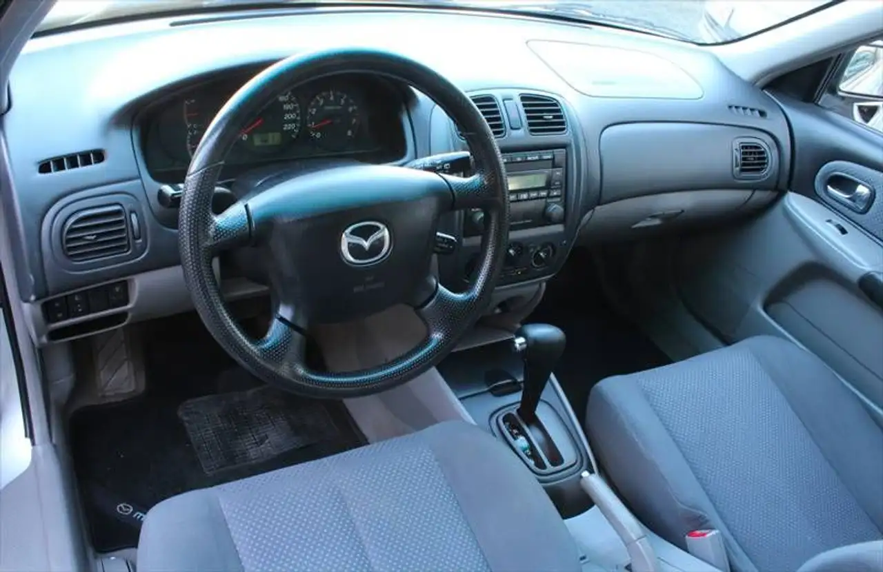 Mazda 323 F 5-tür Autom-Getriebe 1.Hd -ohne TÜV-, foto 8