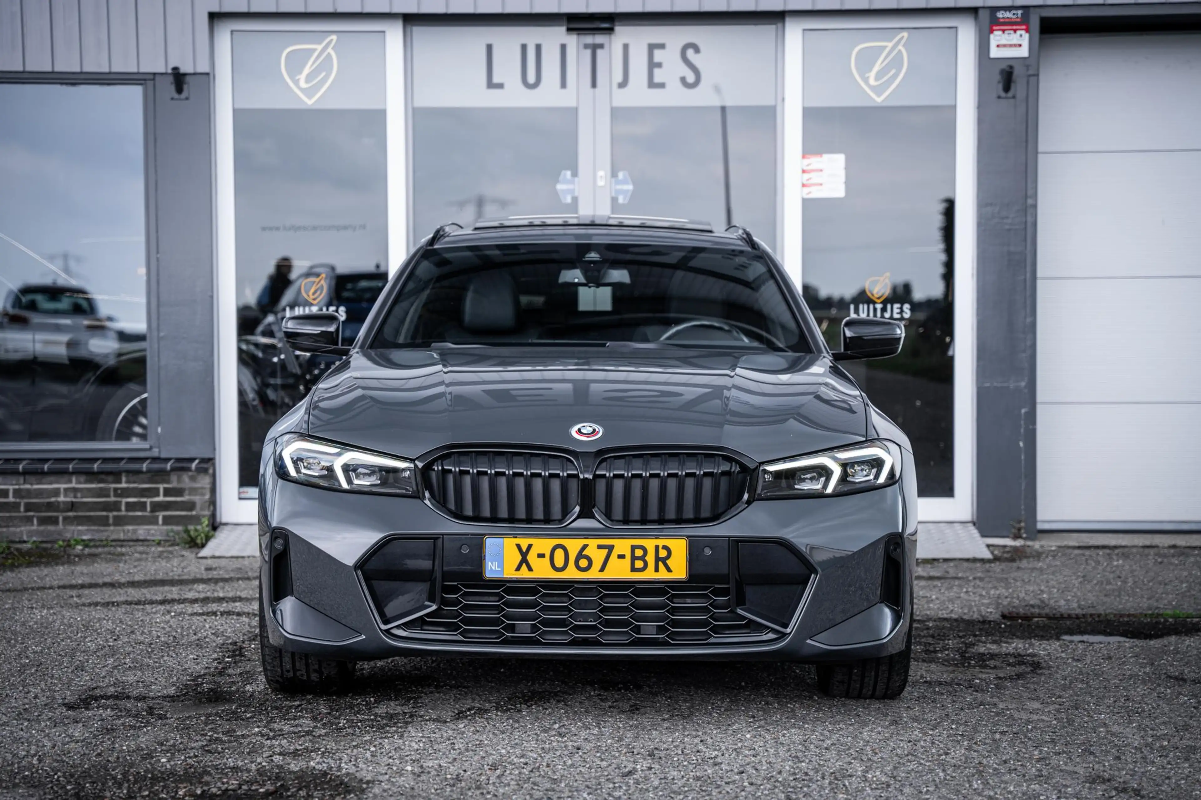 BMW 330 3-serie Touring 330e xDrive M-Sport Pro Pano-dak|D — photo 7